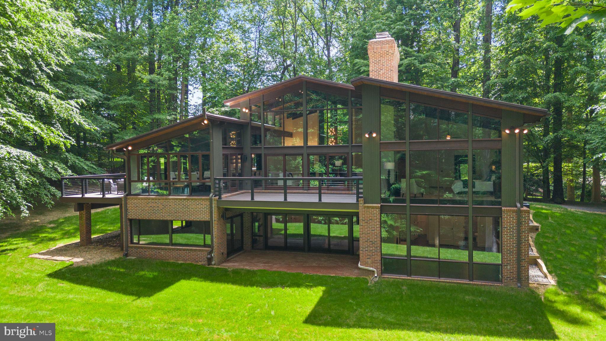 JEFFERSON RUN MANOR - Residential
