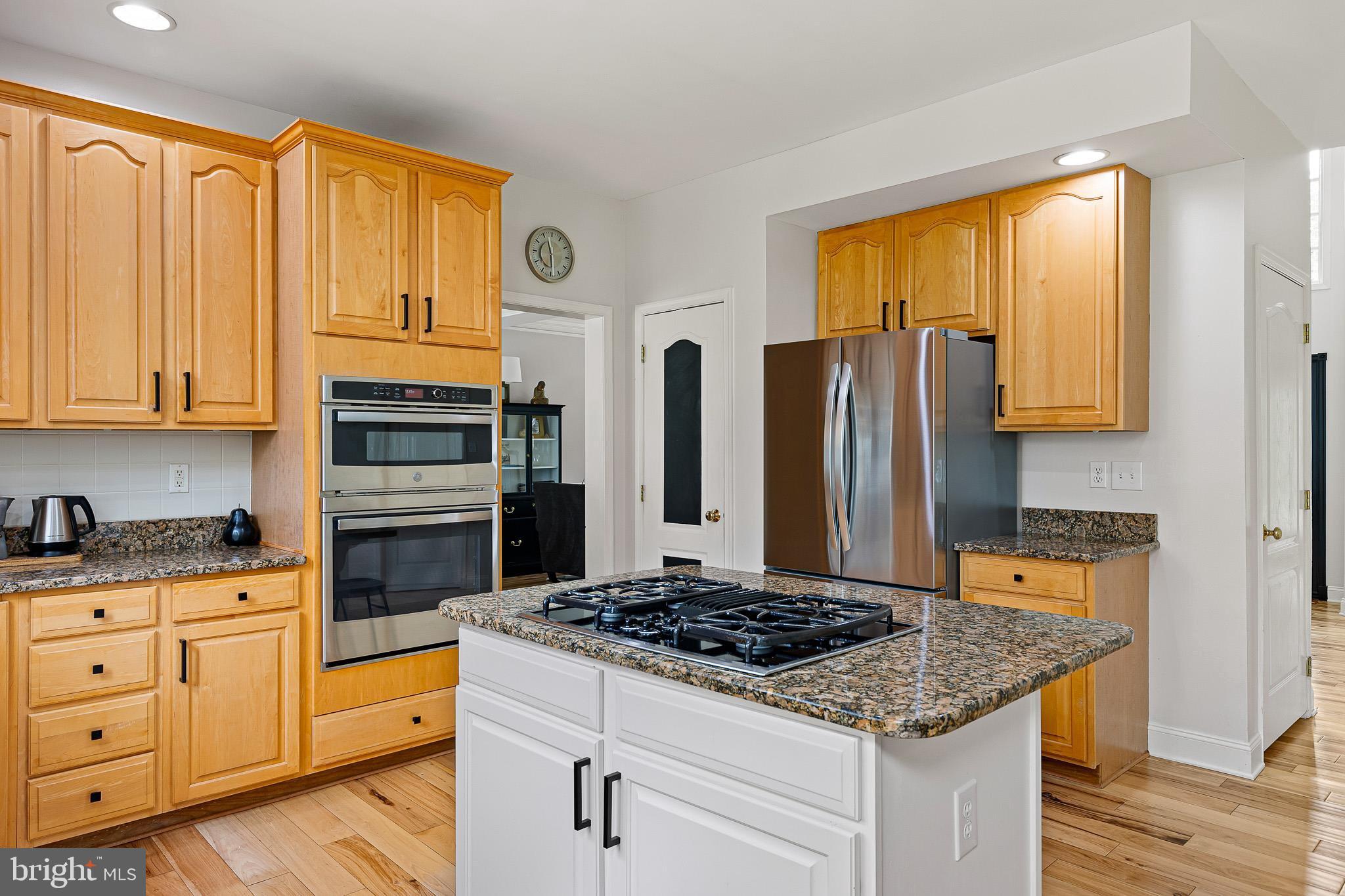 WILLOWDALE CROSSIN - Residential