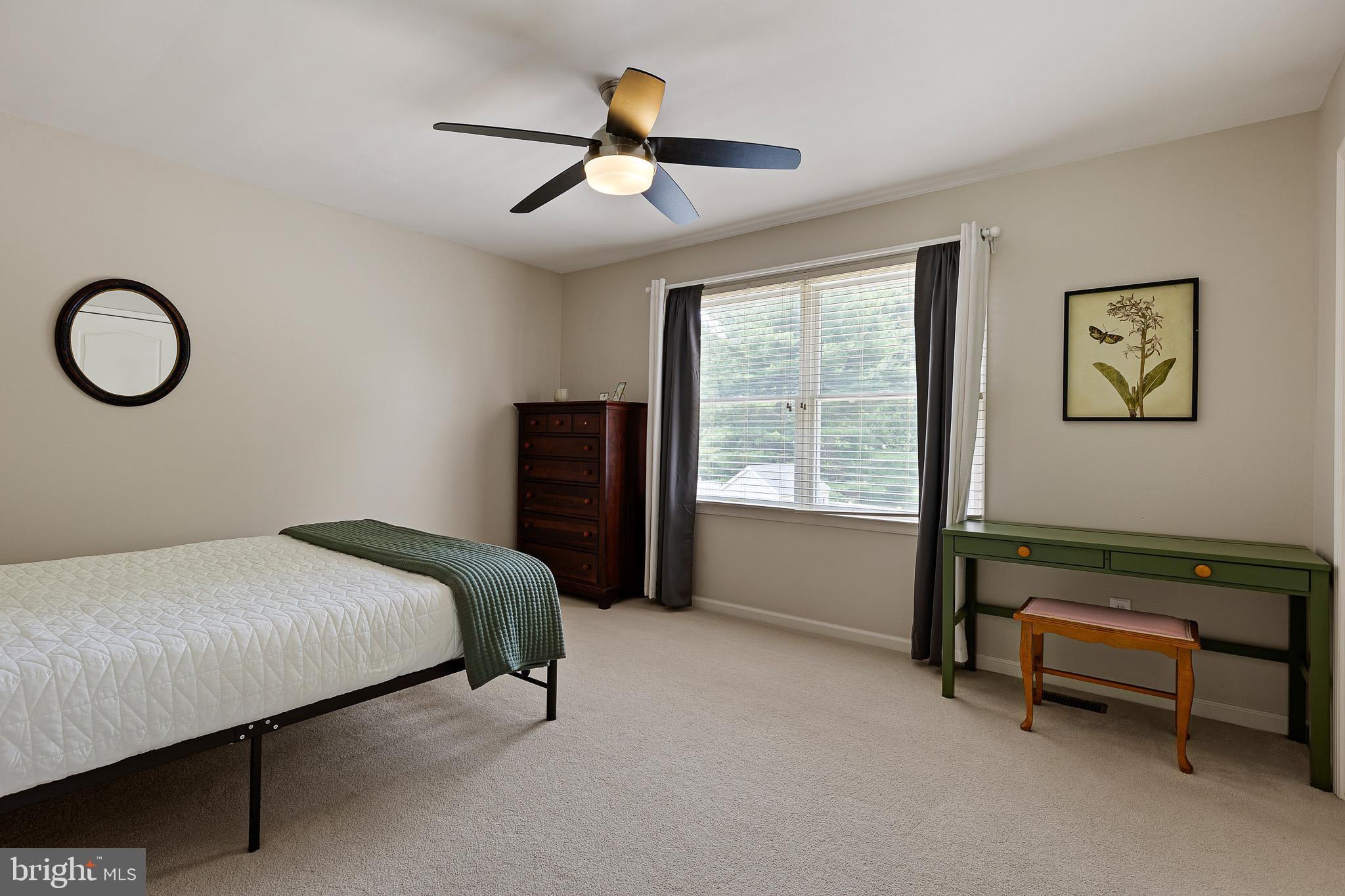 WILLOWDALE CROSSIN - Residential