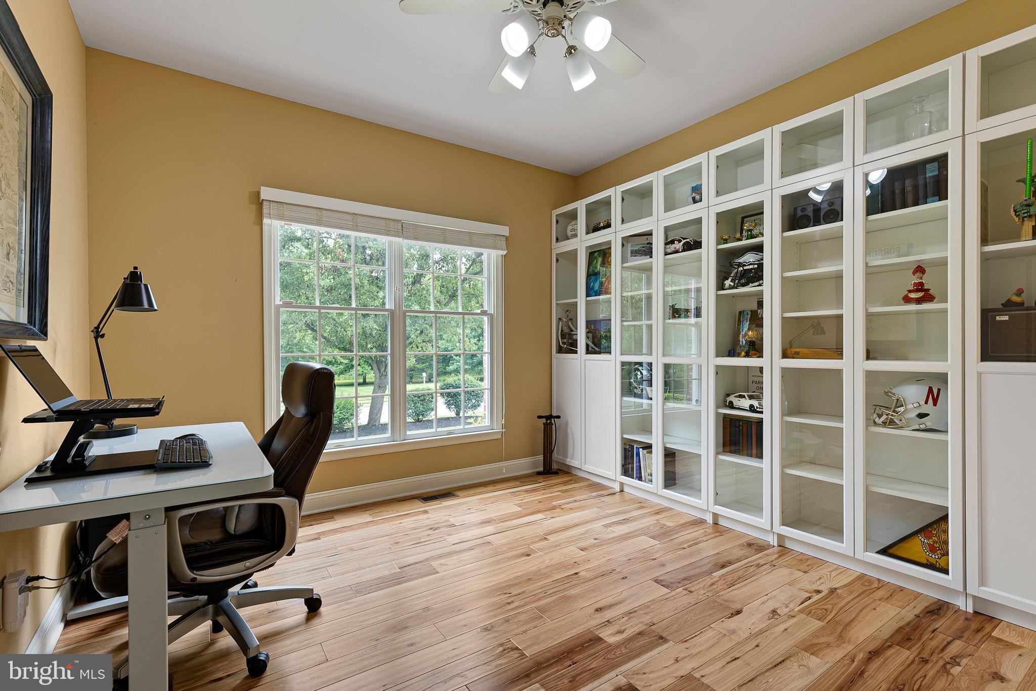 WILLOWDALE CROSSIN - Residential