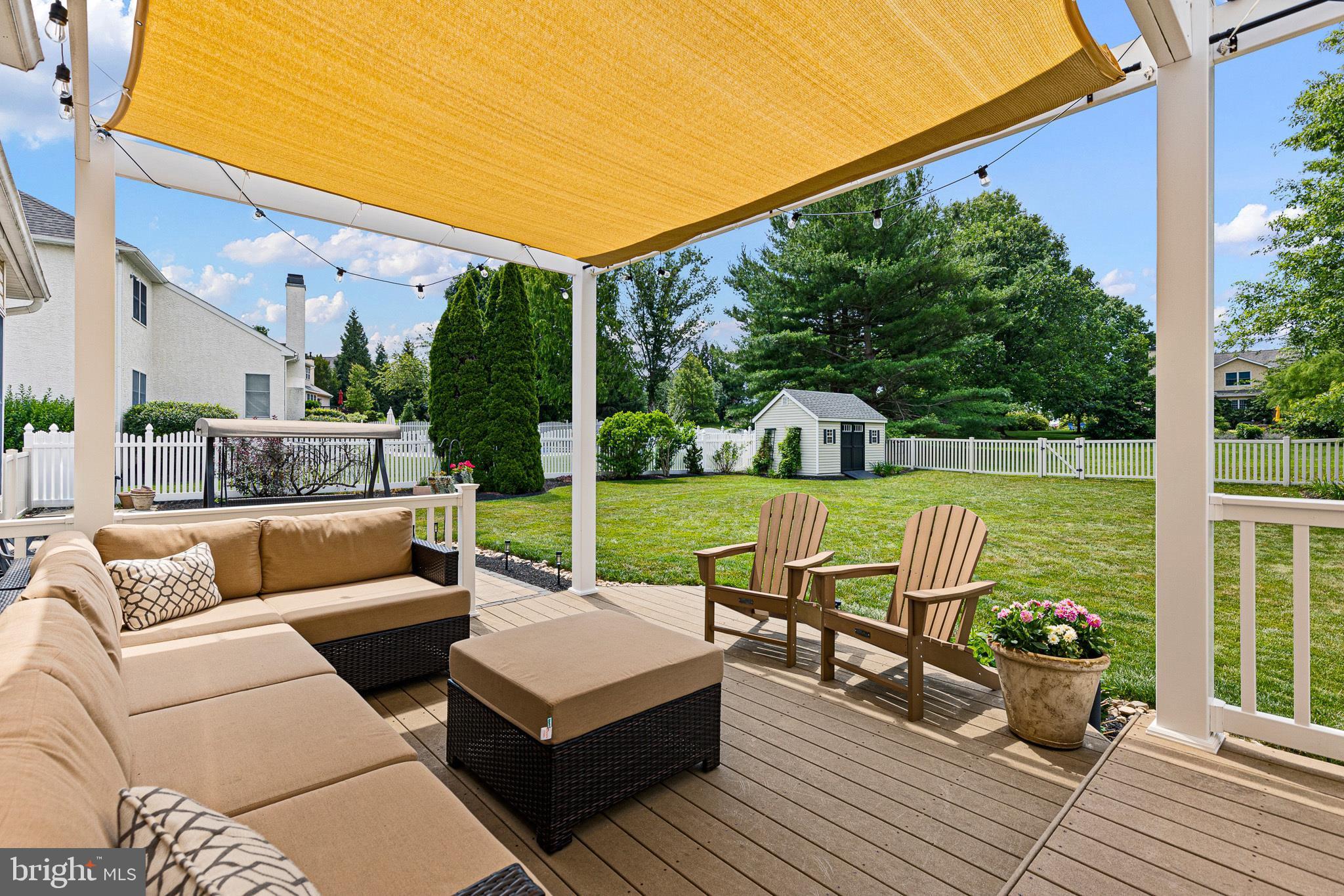 WILLOWDALE CROSSIN - Residential