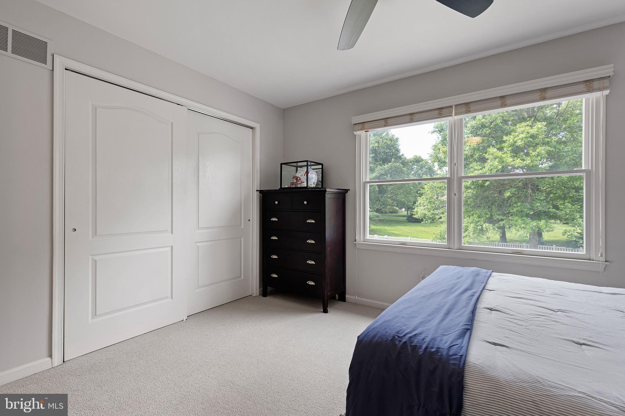 WILLOWDALE CROSSIN - Residential