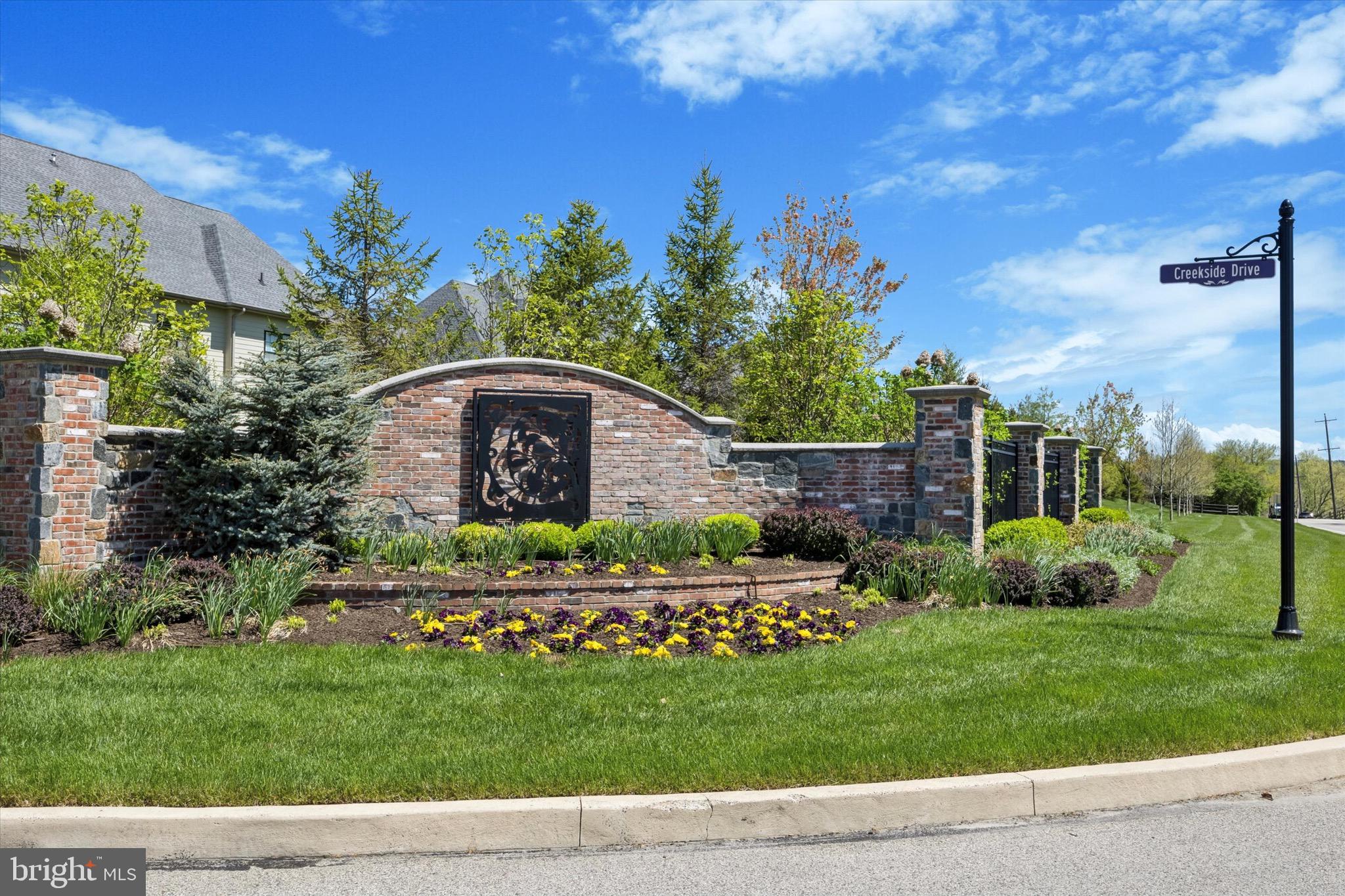RESERVE AT CREEKSIDE - Residential