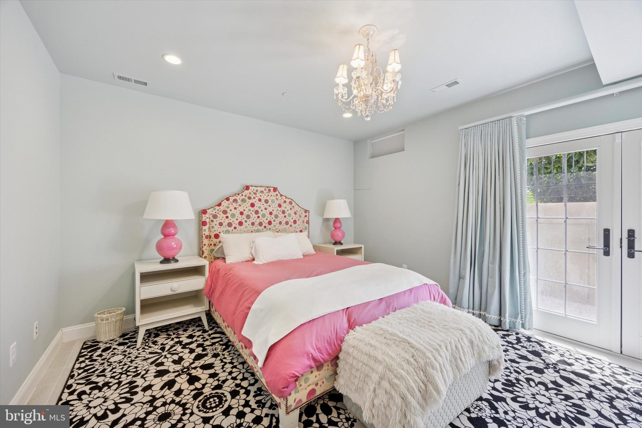 RESERVE AT CREEKSIDE - Residential