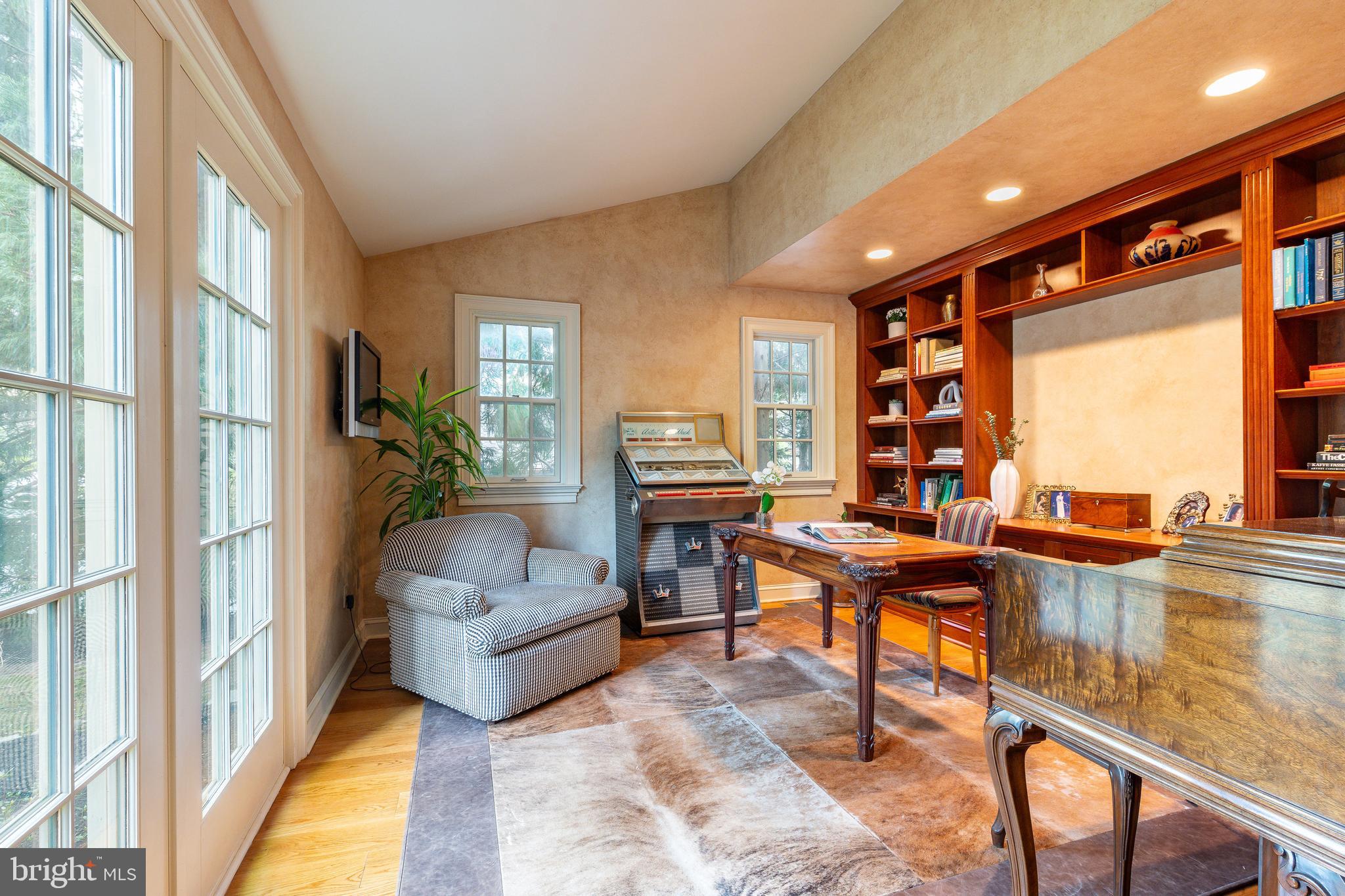 BRYN MAWR - Residential