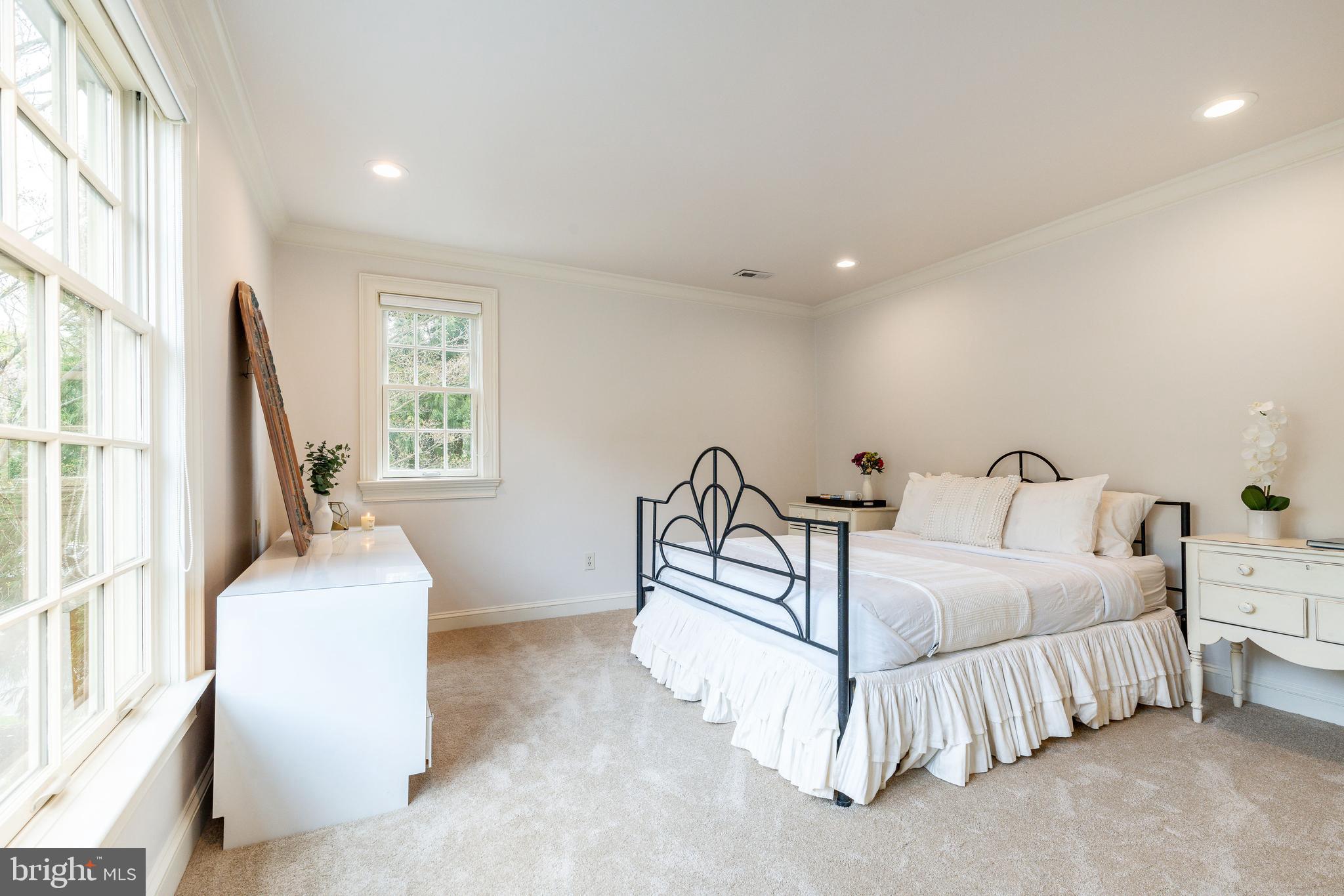 BRYN MAWR - Residential