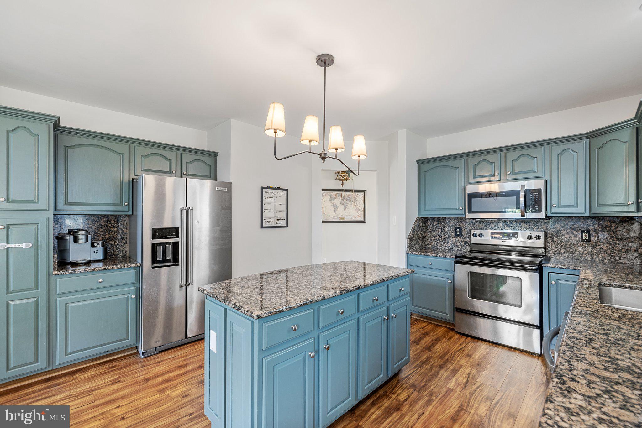 BRIDLEWOOD - Residential Lease