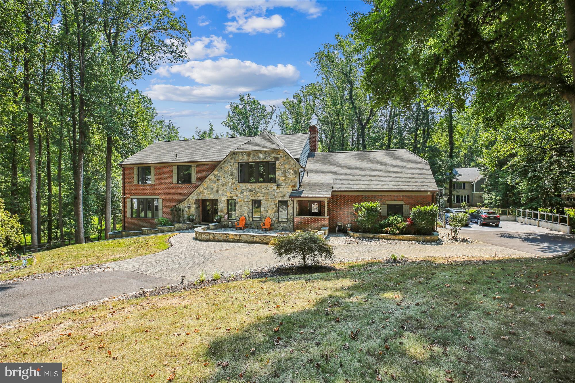 POTOMAC OUTSIDE - Residential