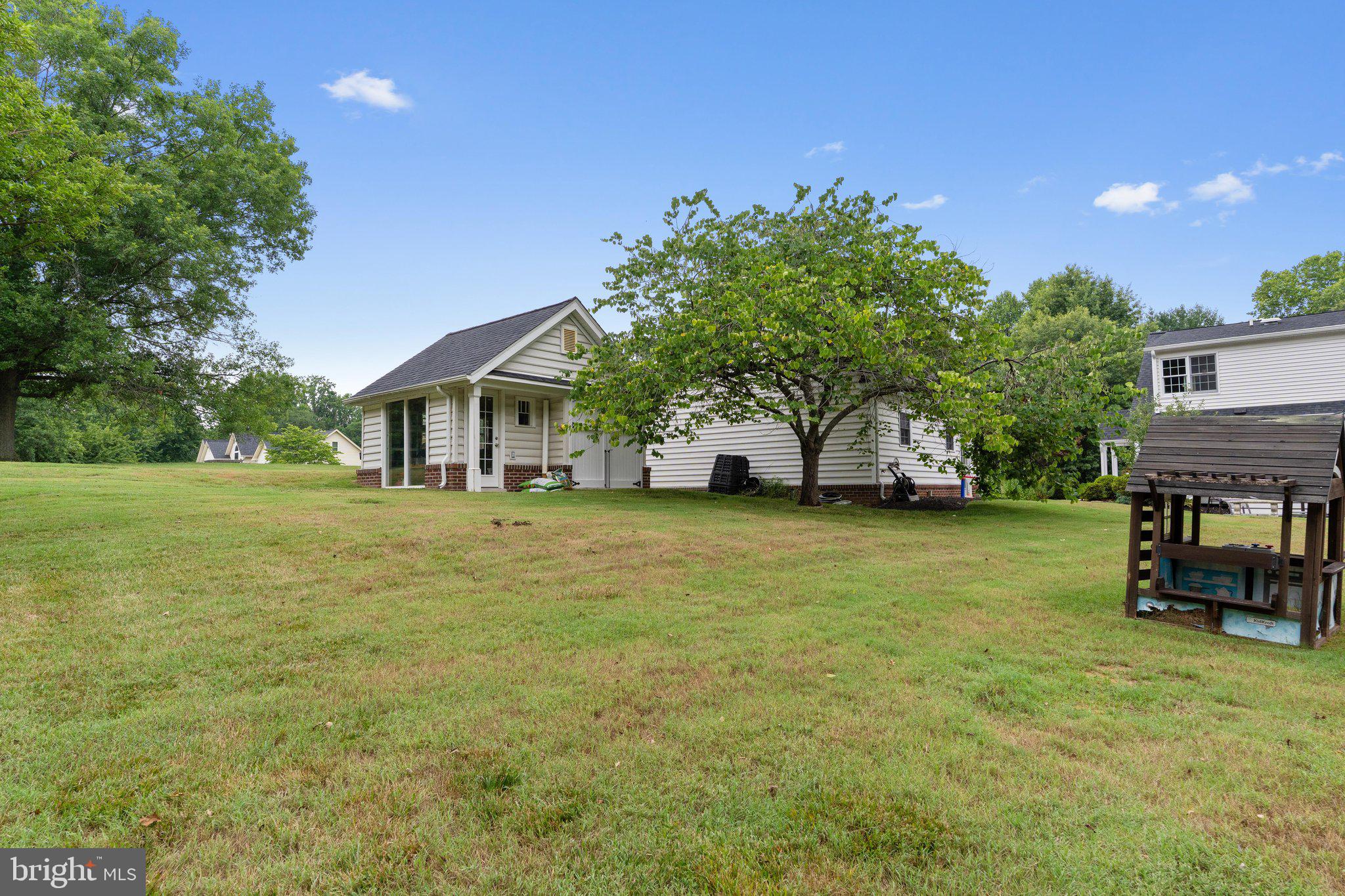 SOMERSET - Residential