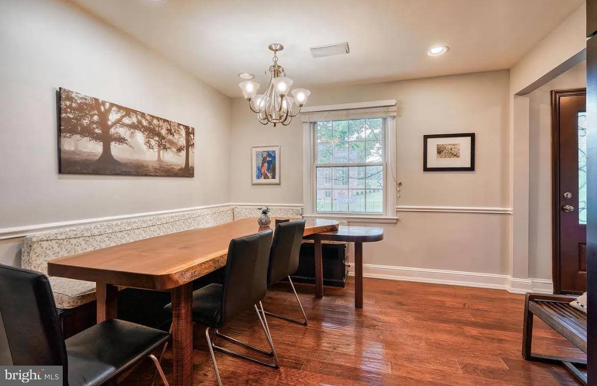 CHARLES TERRACE - Residential