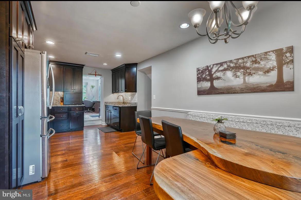CHARLES TERRACE - Residential