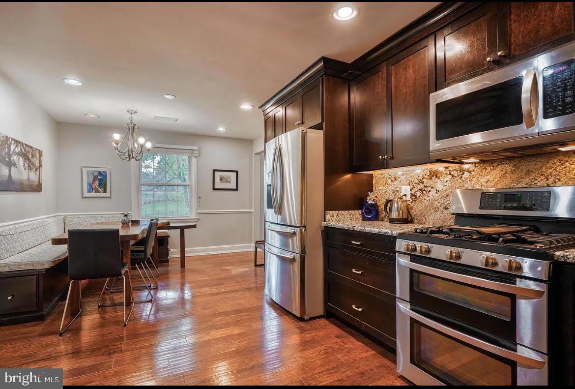 CHARLES TERRACE - Residential