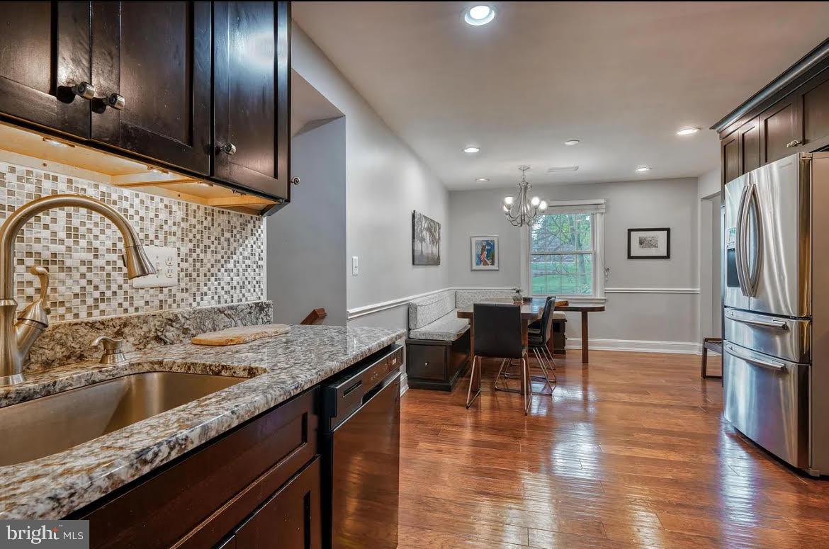 CHARLES TERRACE - Residential