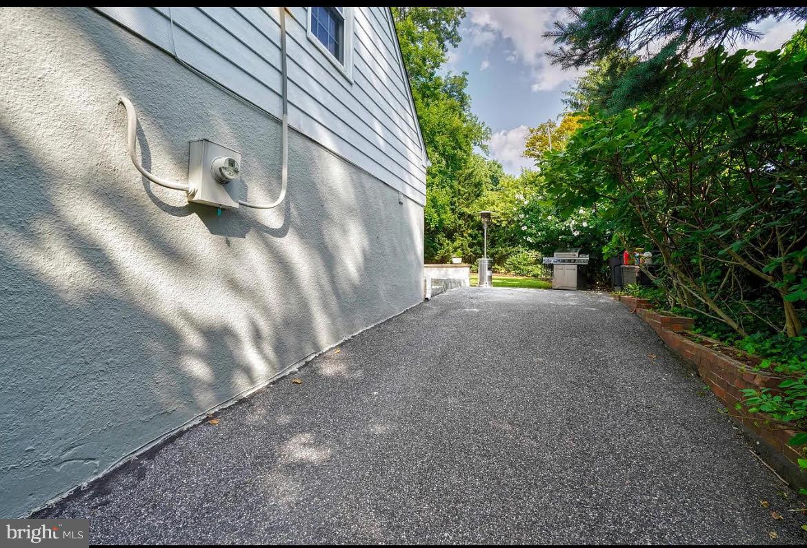 CHARLES TERRACE - Residential