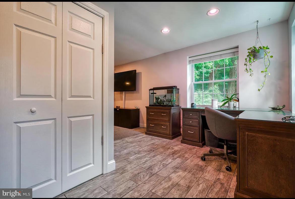 CHARLES TERRACE - Residential