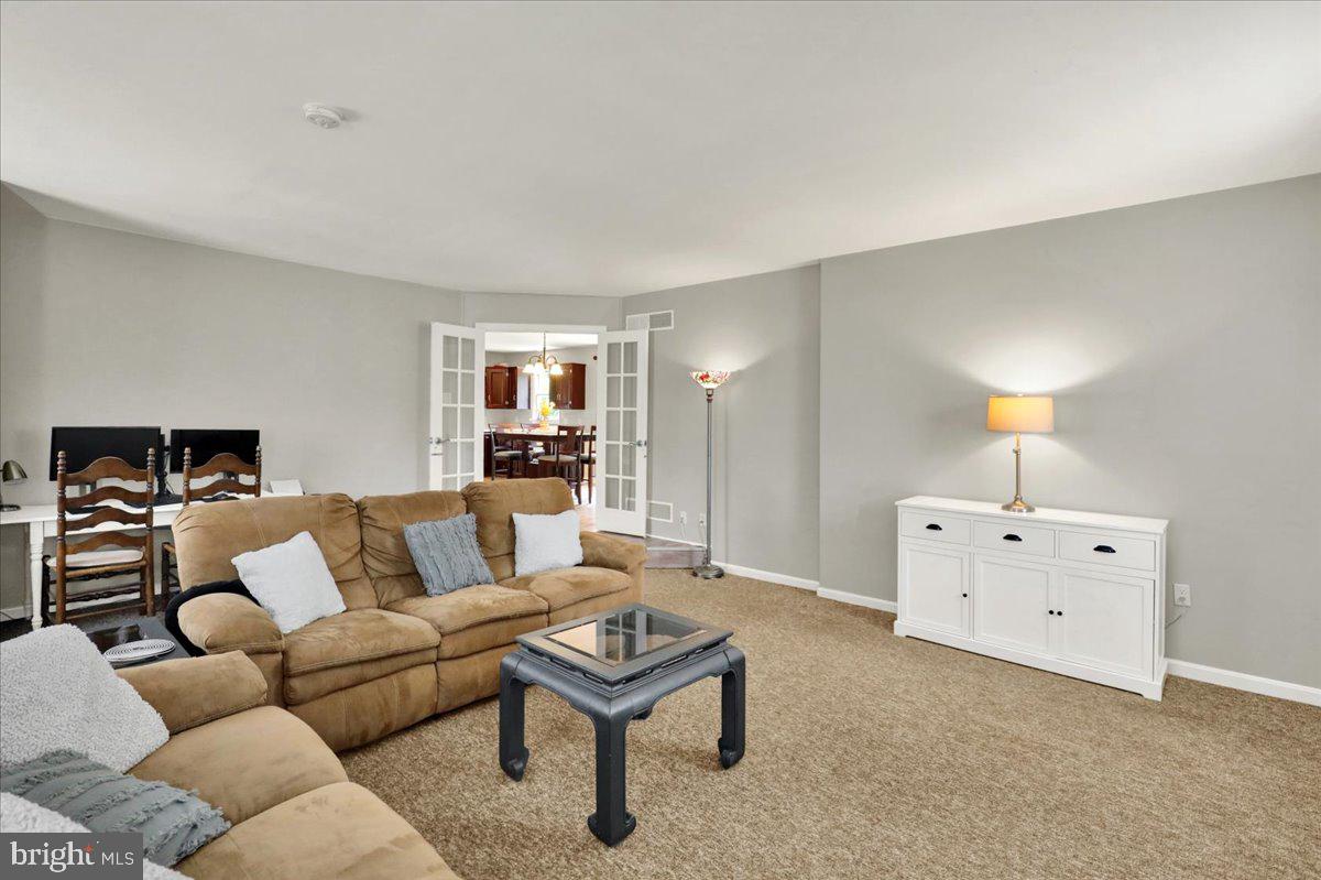 AUTUMN RIDGE - Residential