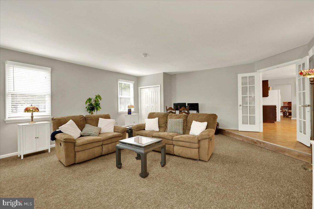 AUTUMN RIDGE - Residential