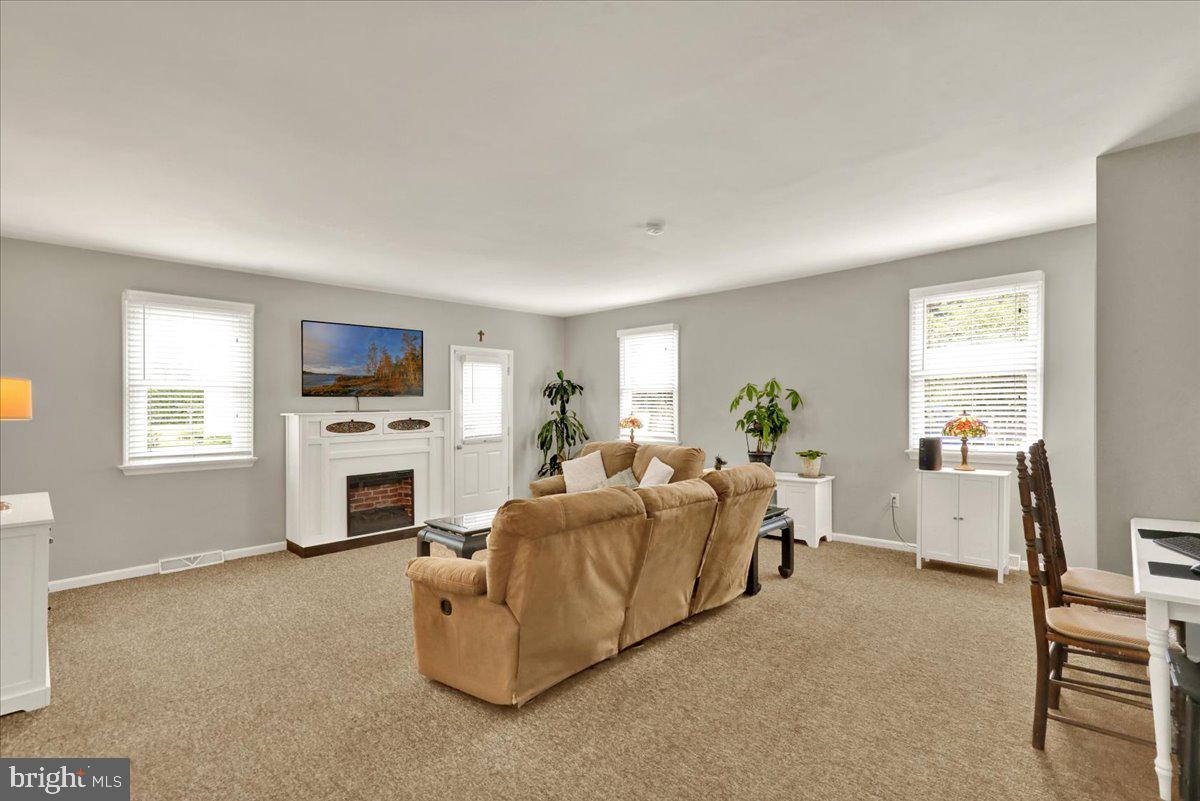AUTUMN RIDGE - Residential