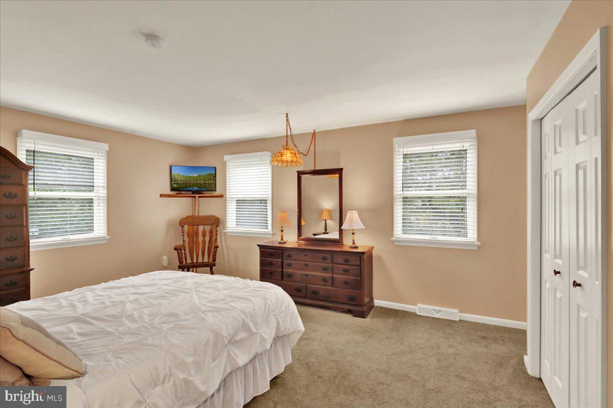 AUTUMN RIDGE - Residential
