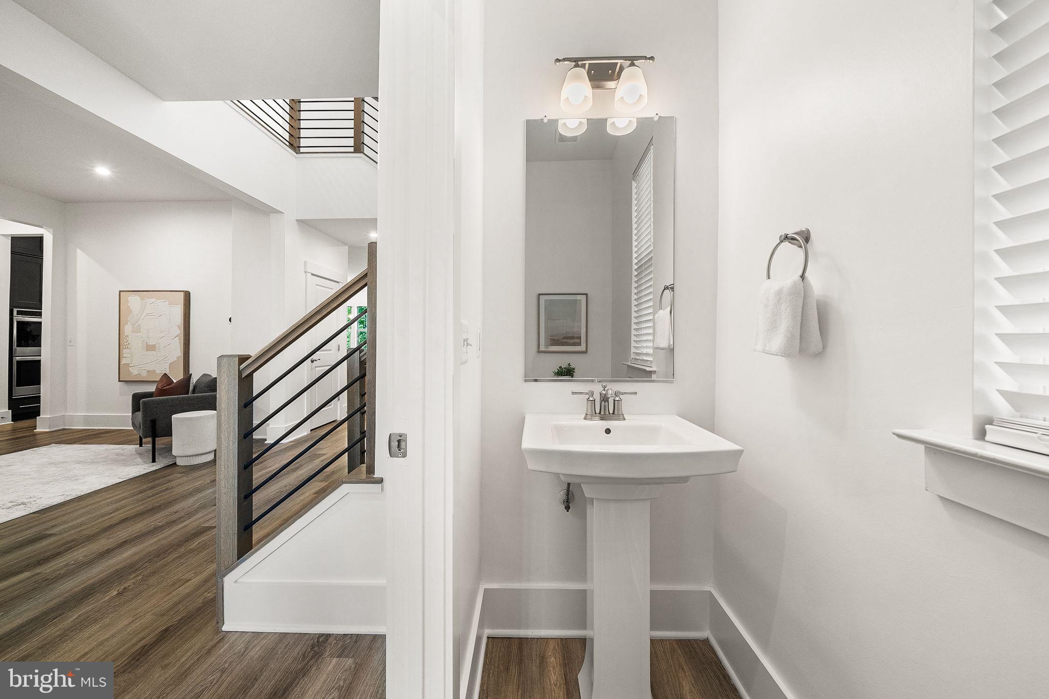 POTOMAC SHORES - Residential
