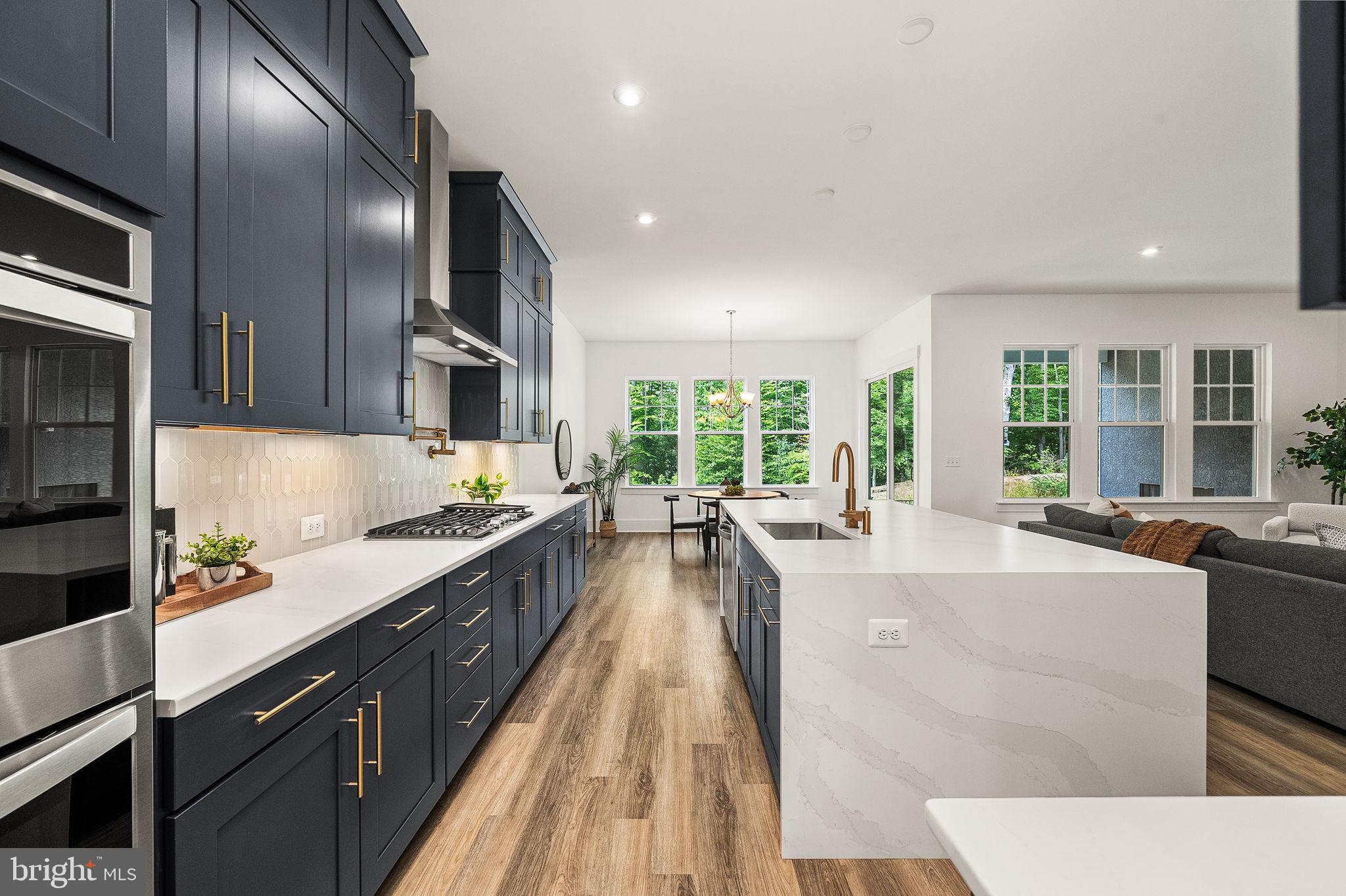 POTOMAC SHORES - Residential