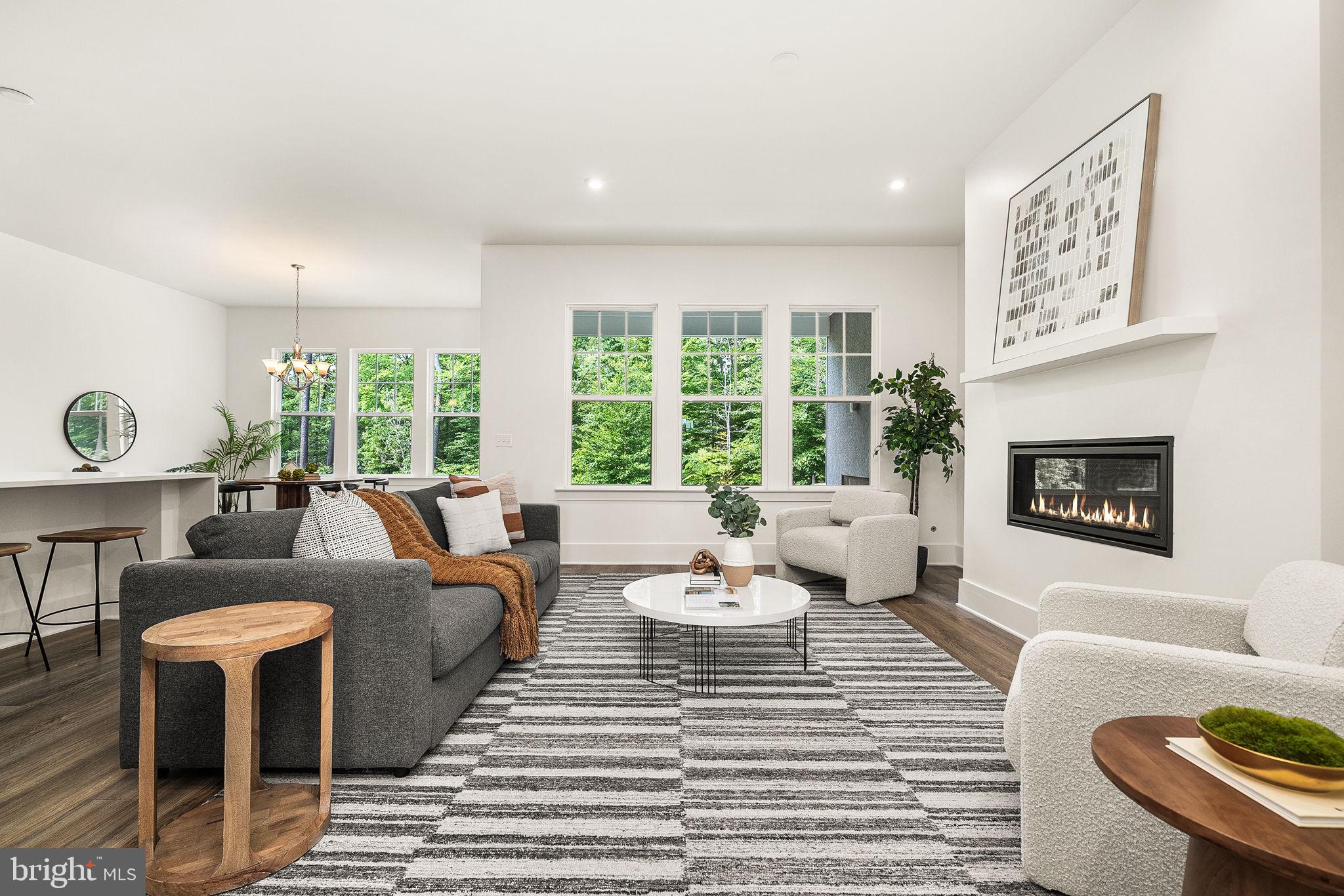 POTOMAC SHORES - Residential