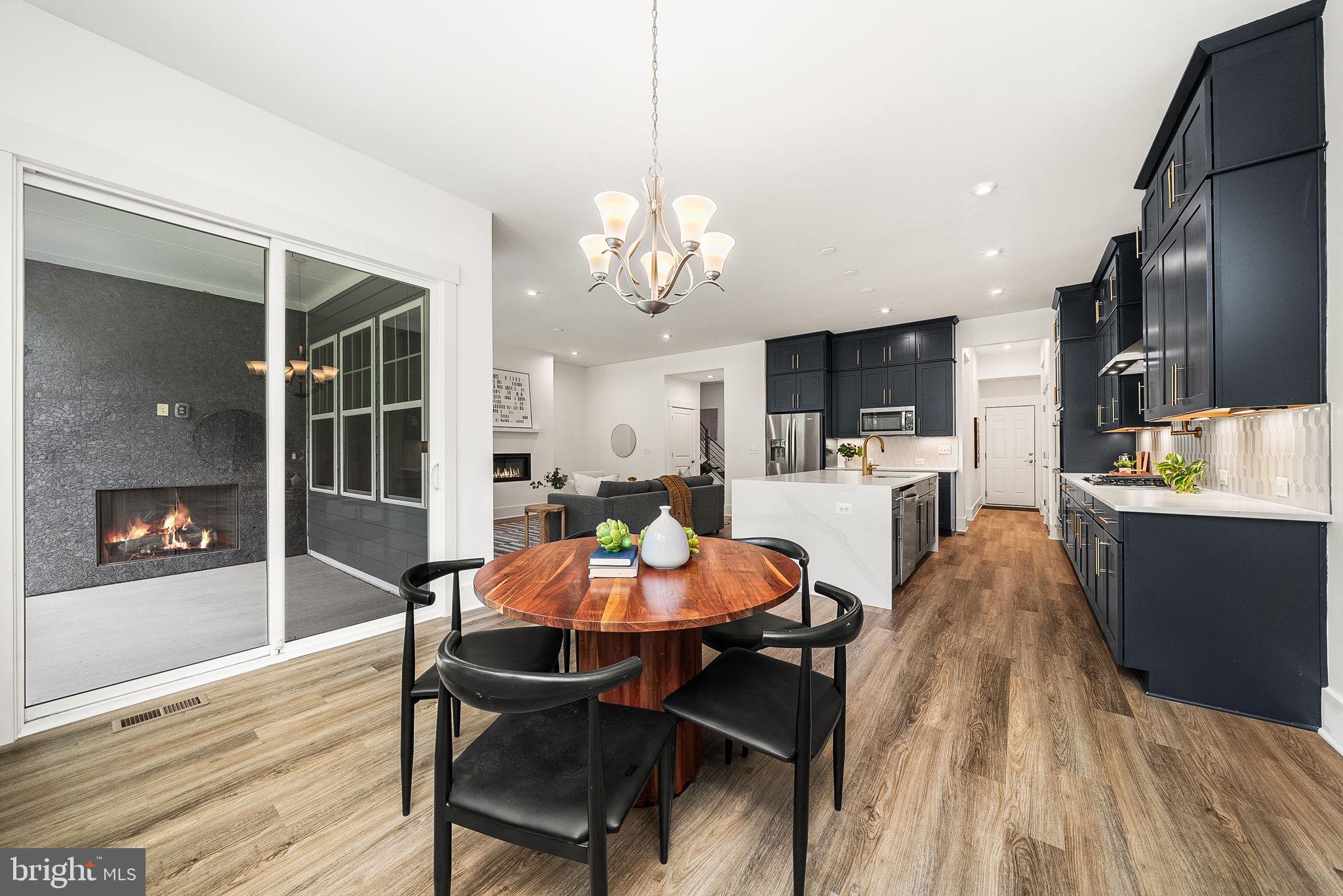 POTOMAC SHORES - Residential