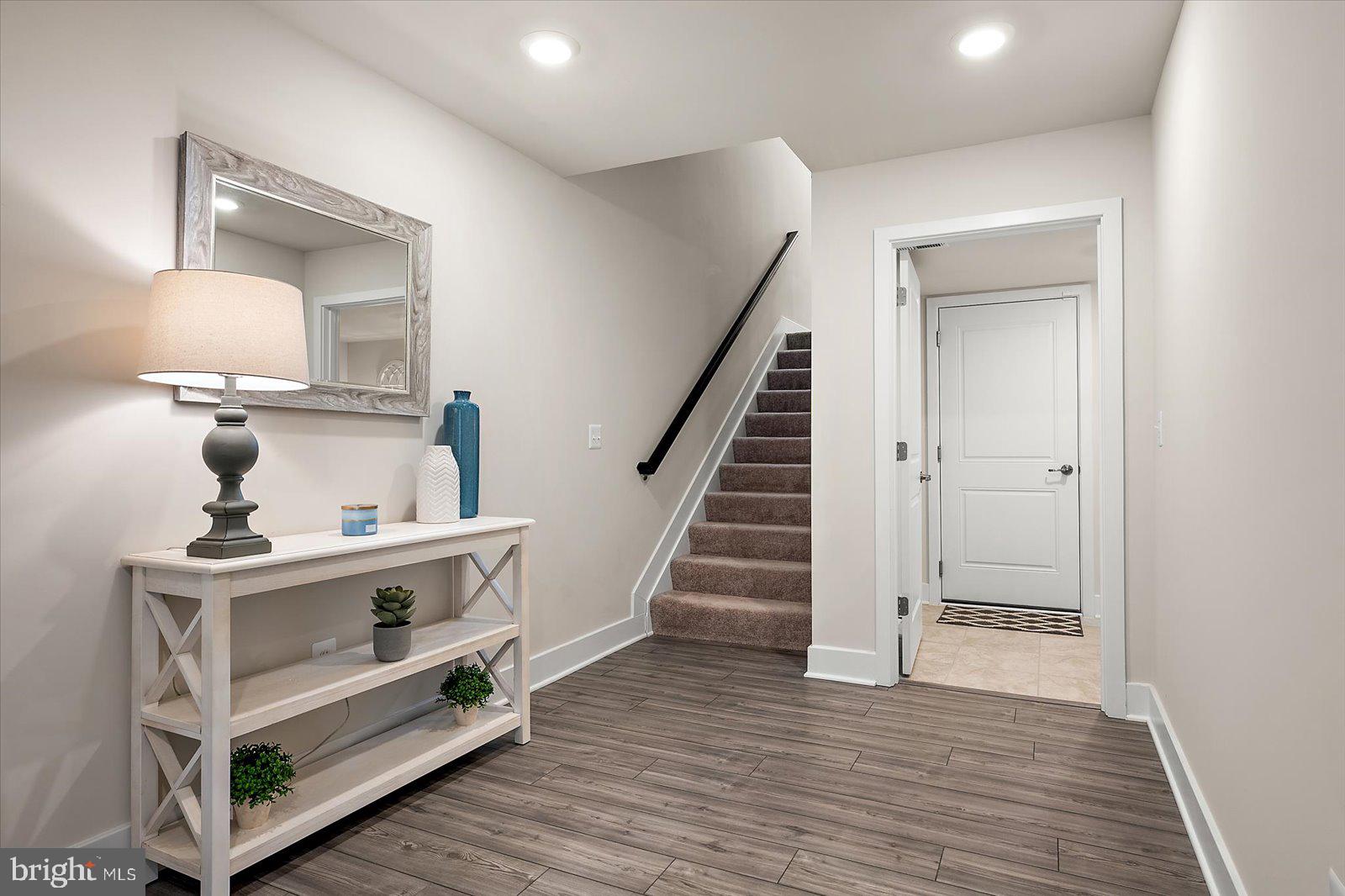 SEA OAKS VILLAGE - Residential