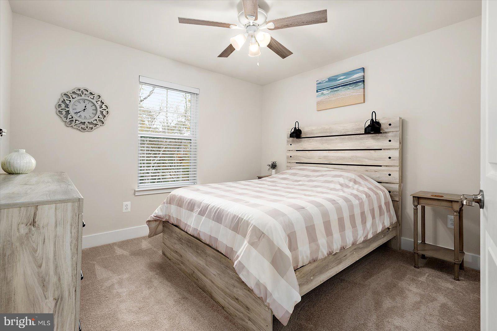 SEA OAKS VILLAGE - Residential