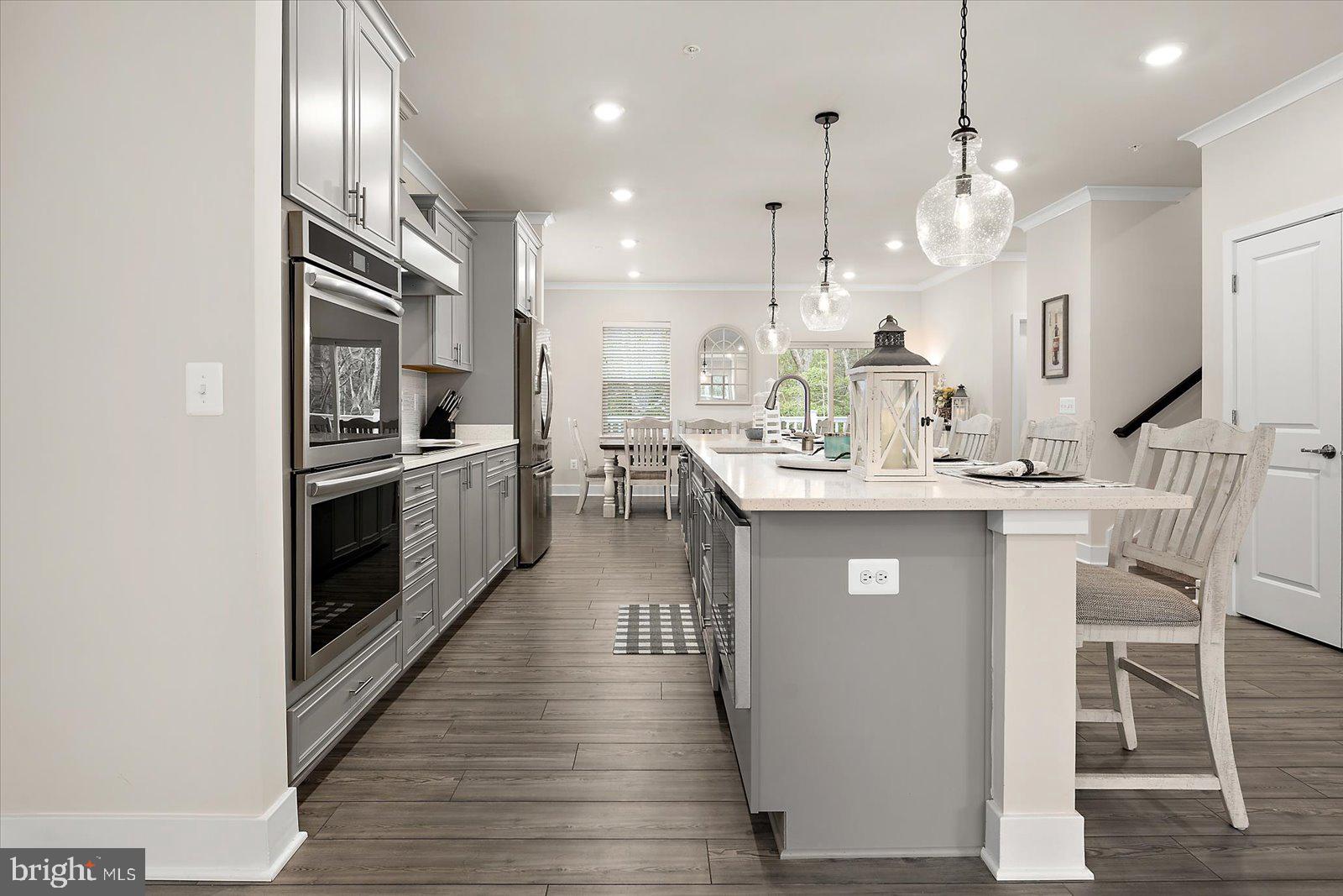 SEA OAKS VILLAGE - Residential
