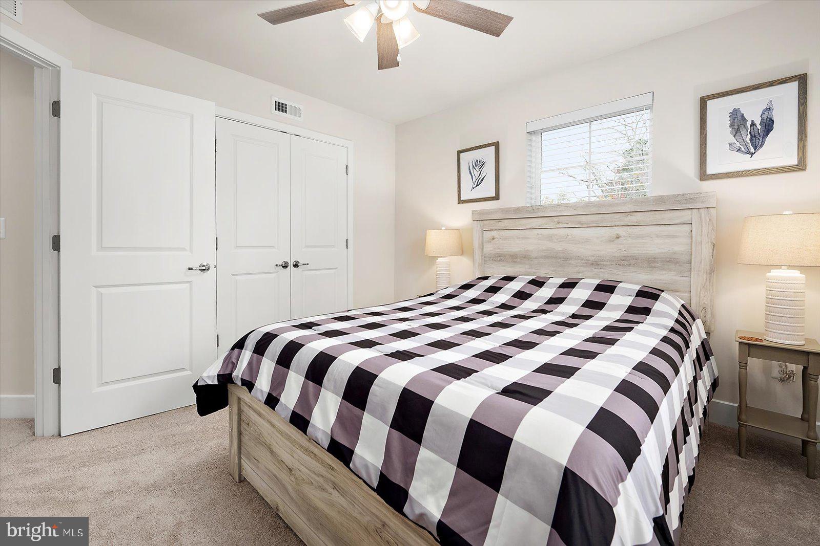SEA OAKS VILLAGE - Residential