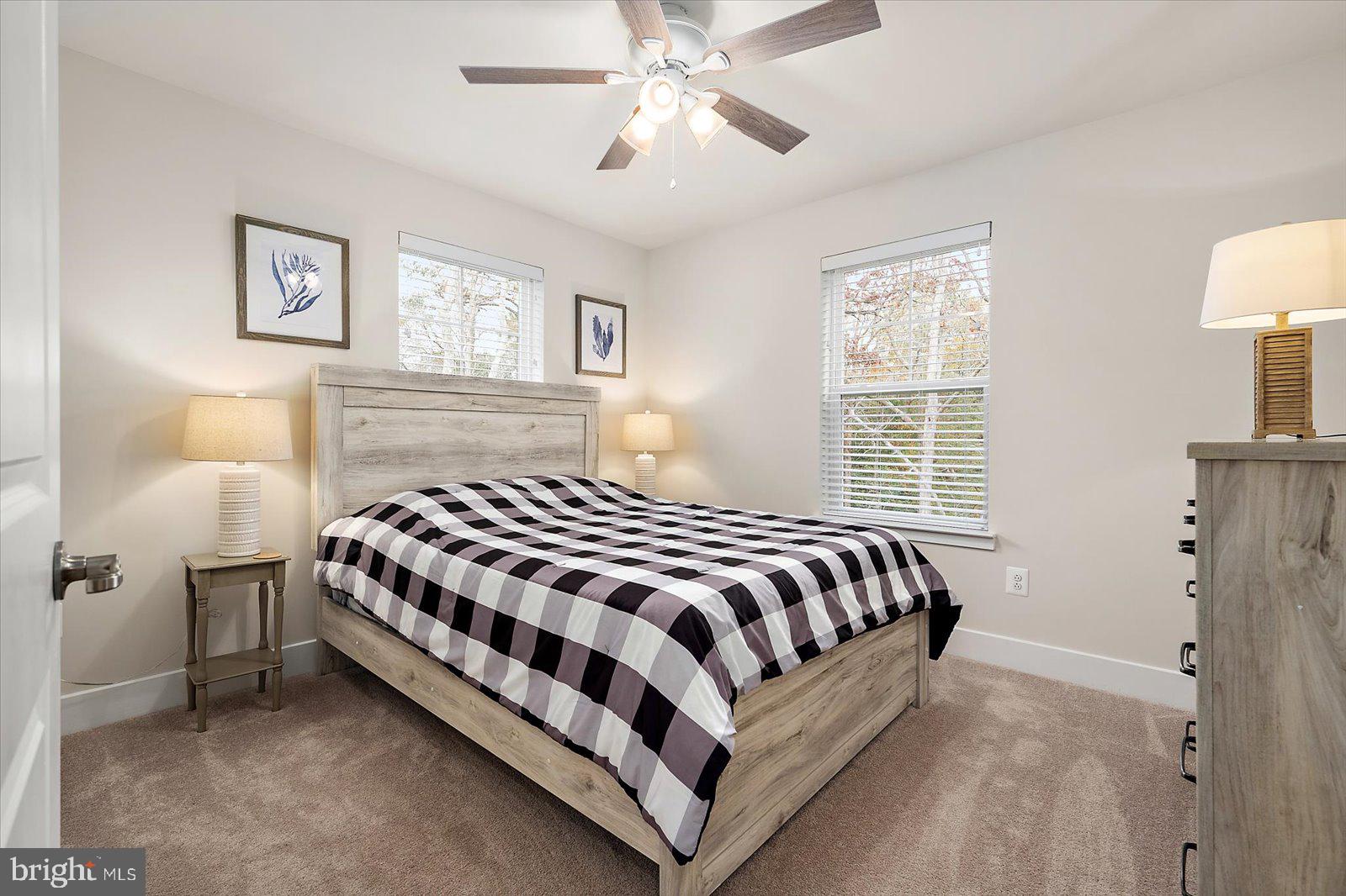 SEA OAKS VILLAGE - Residential