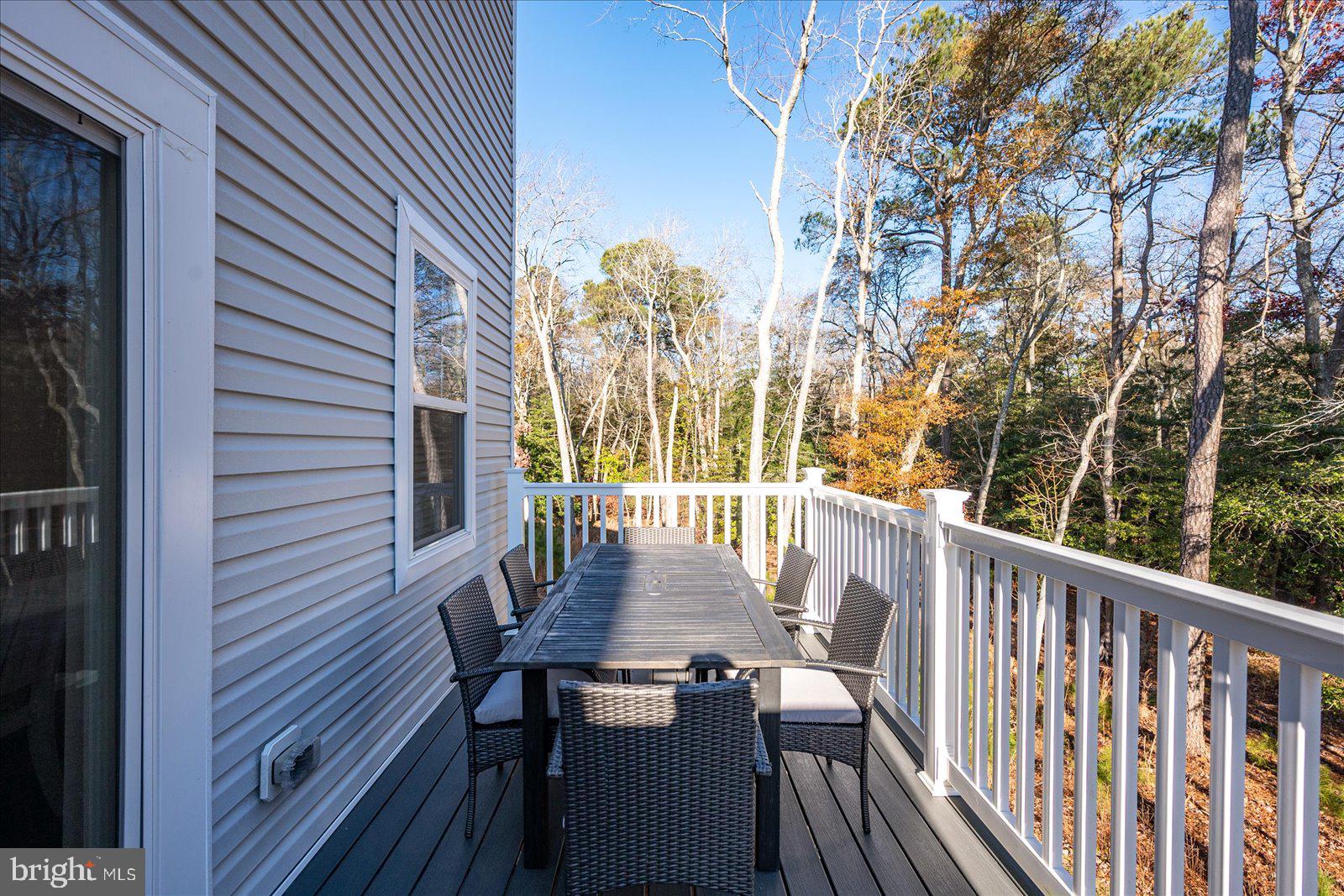 SEA OAKS VILLAGE - Residential