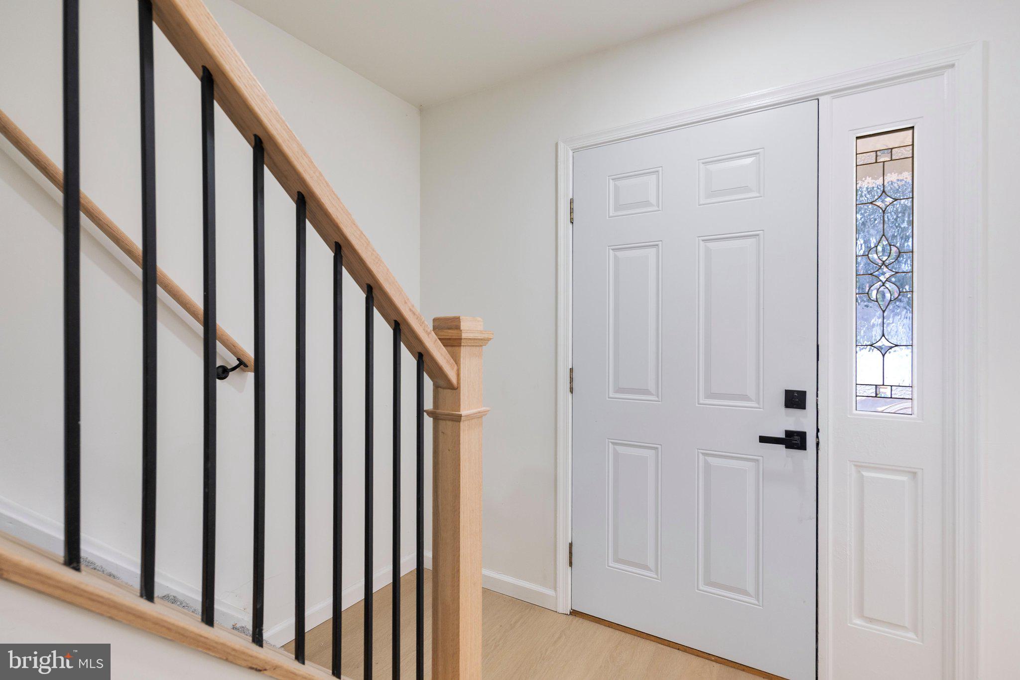 SHORELAND - Residential