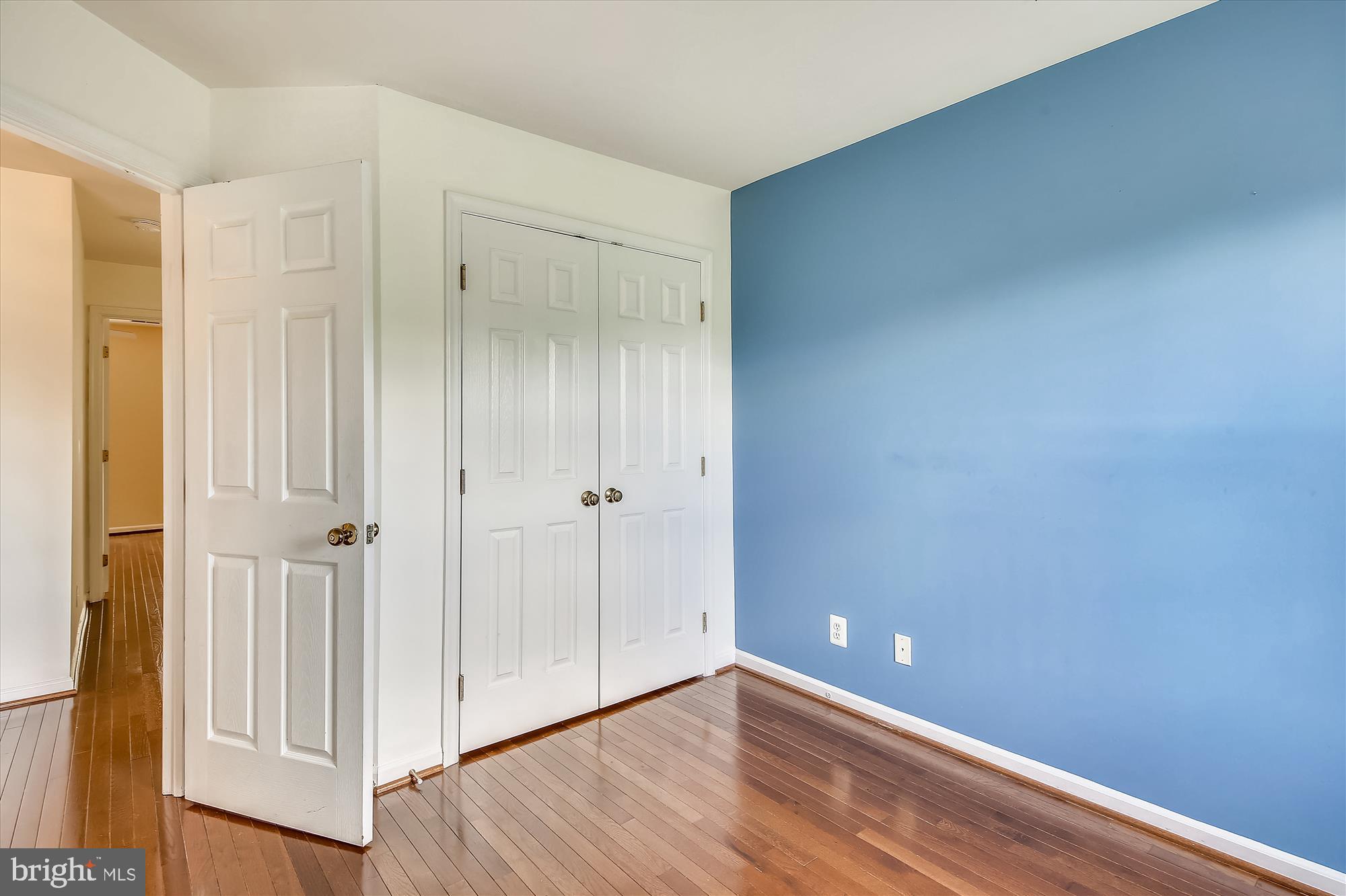 OVERLOOK - Residential Lease