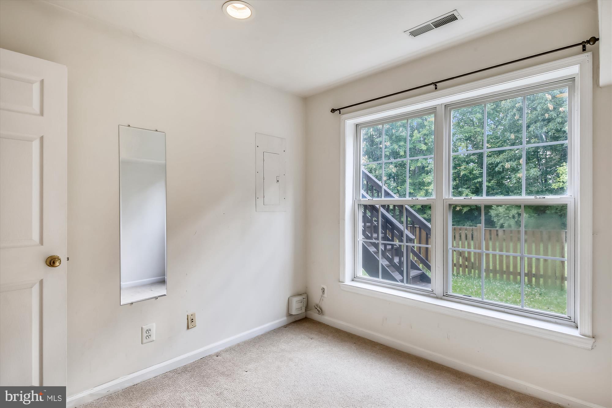 OVERLOOK - Residential Lease