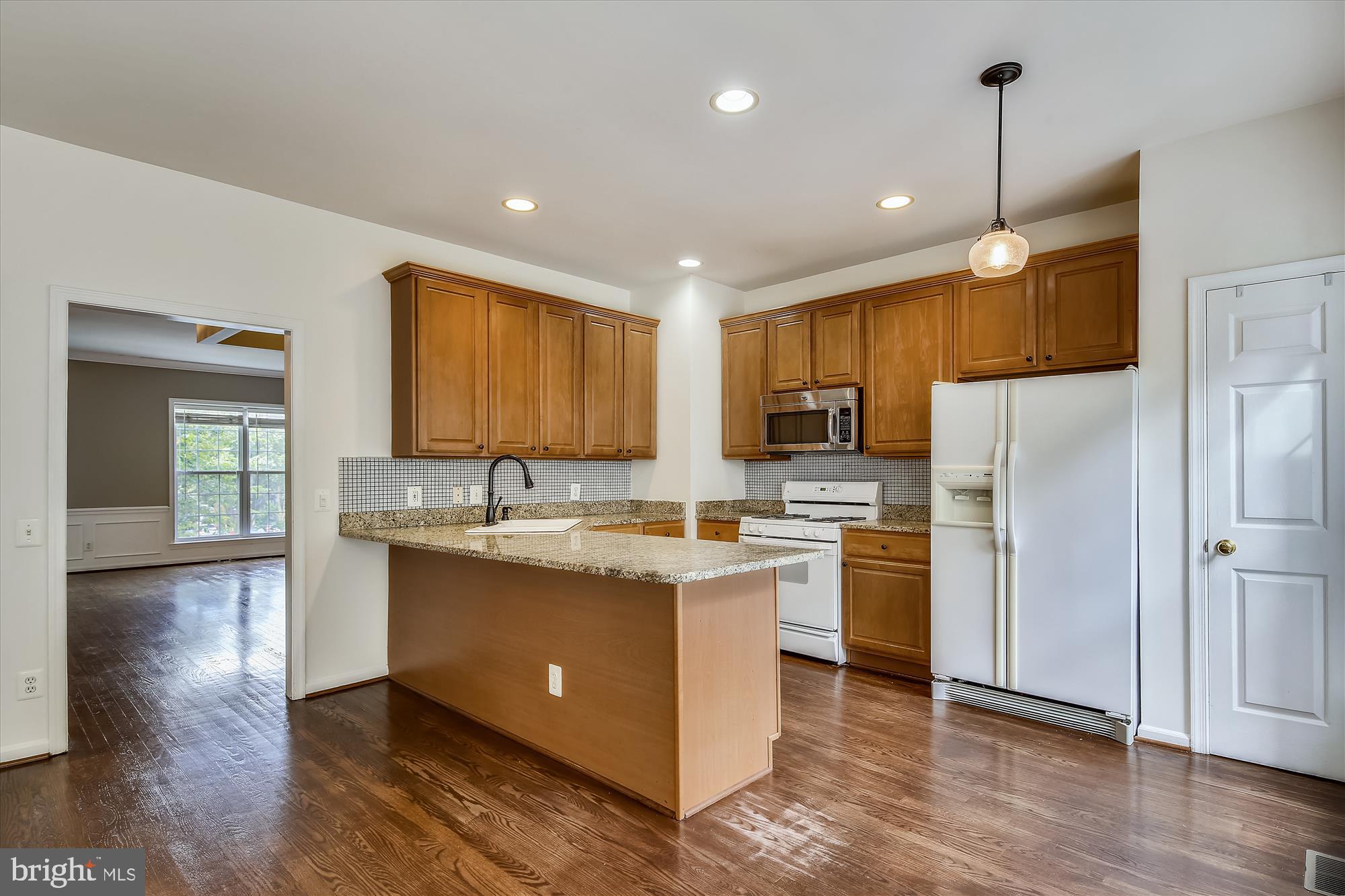 OVERLOOK - Residential Lease