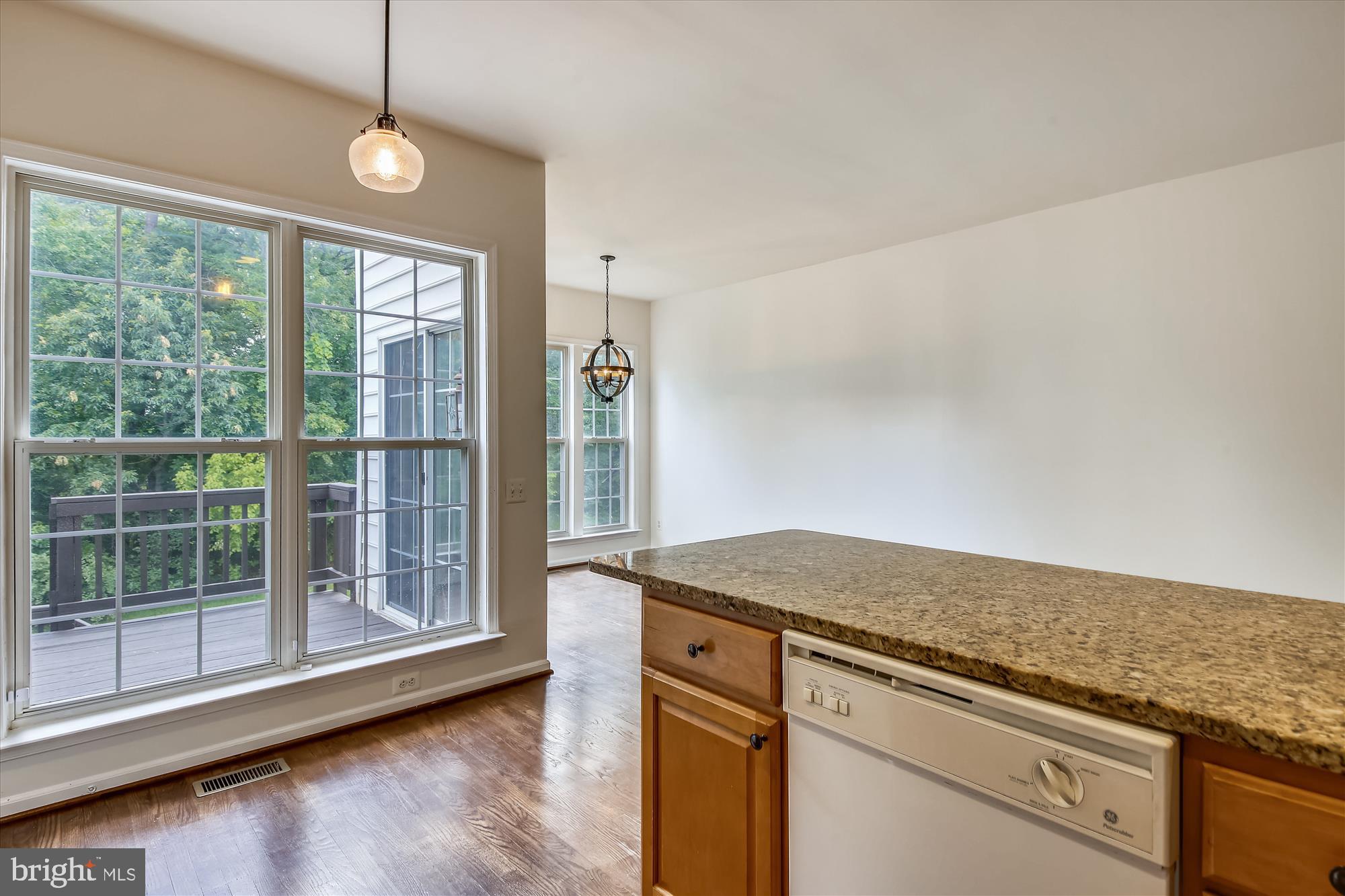 OVERLOOK - Residential Lease