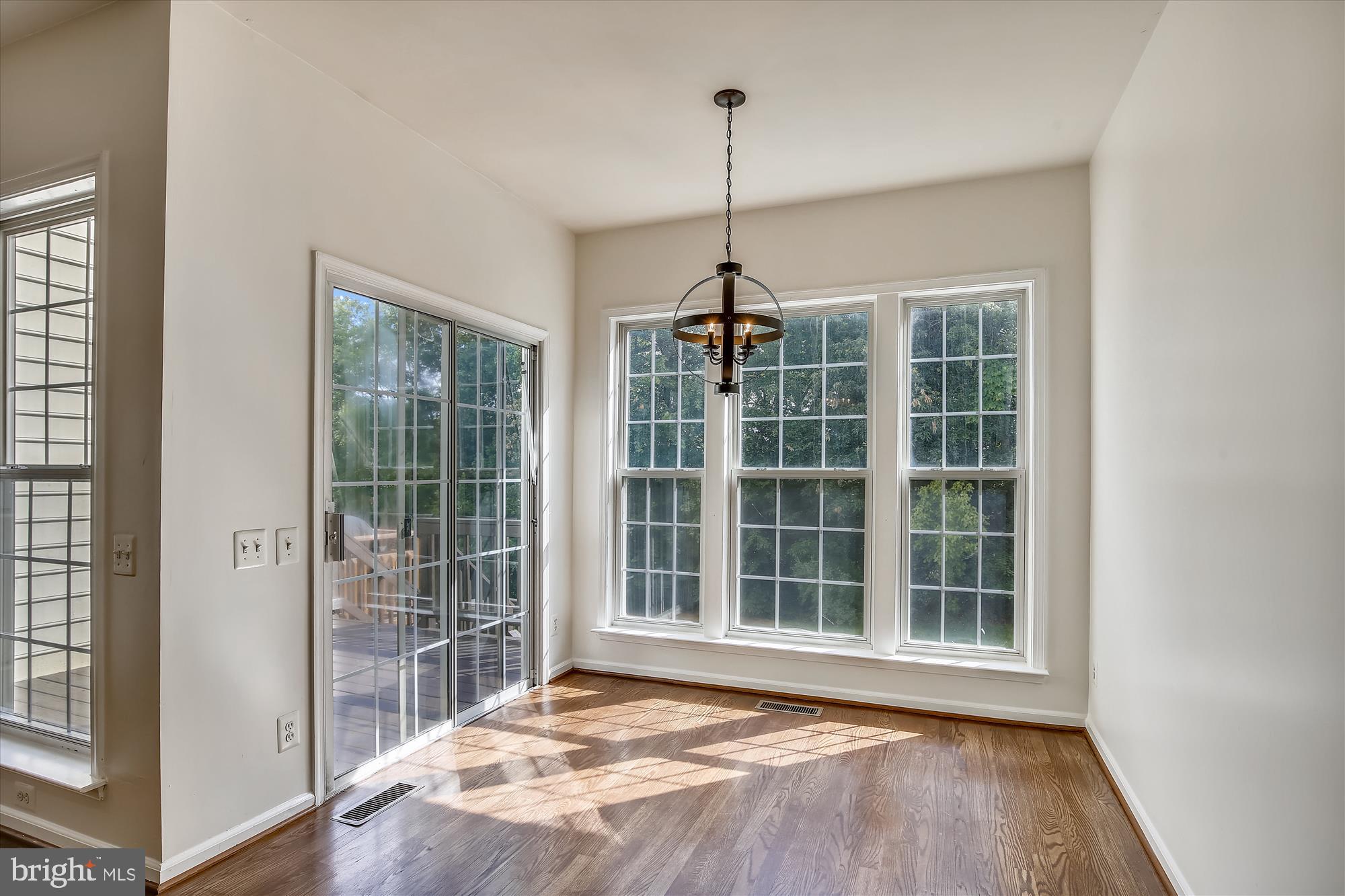 OVERLOOK - Residential Lease