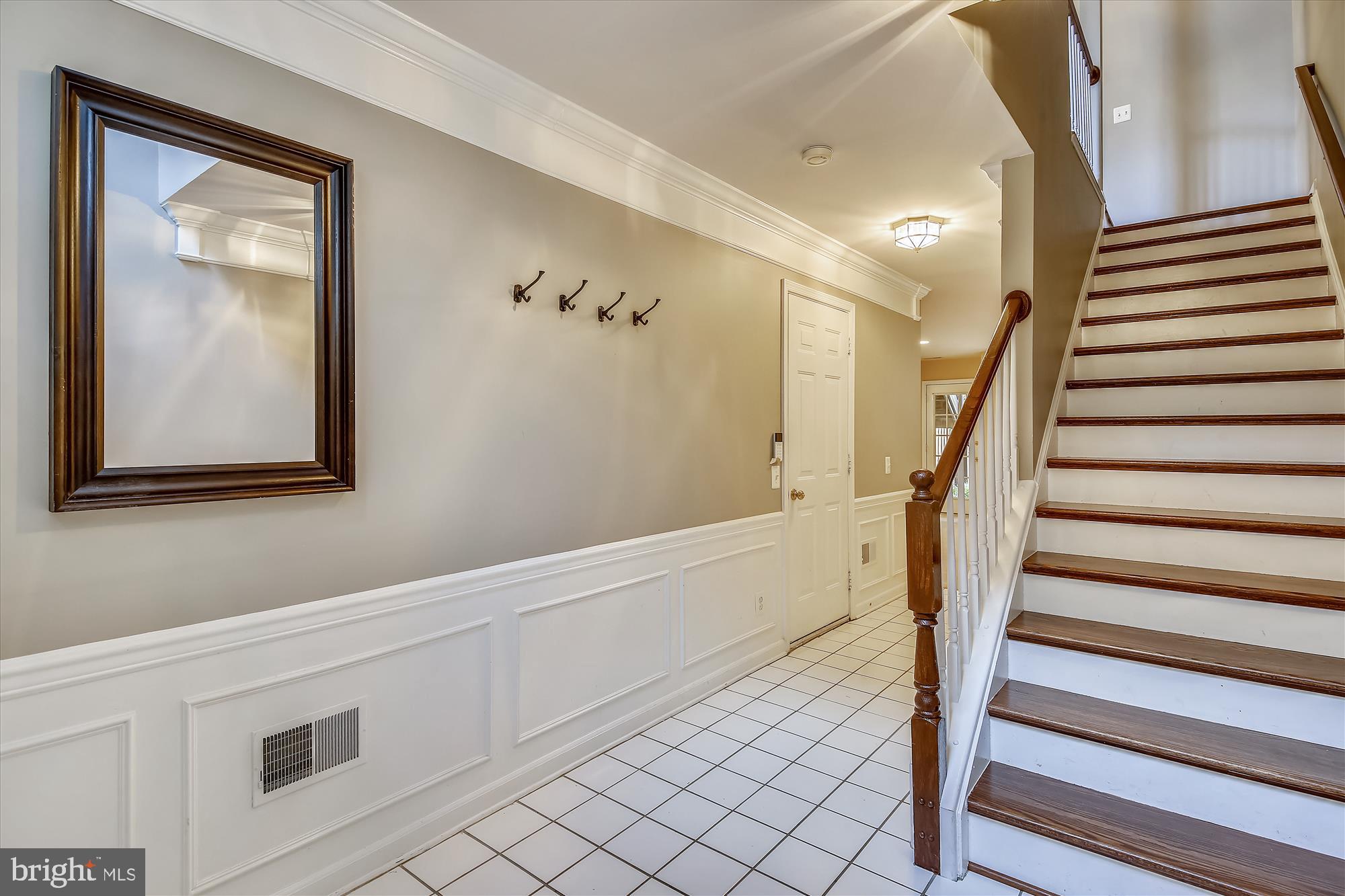 OVERLOOK - Residential Lease