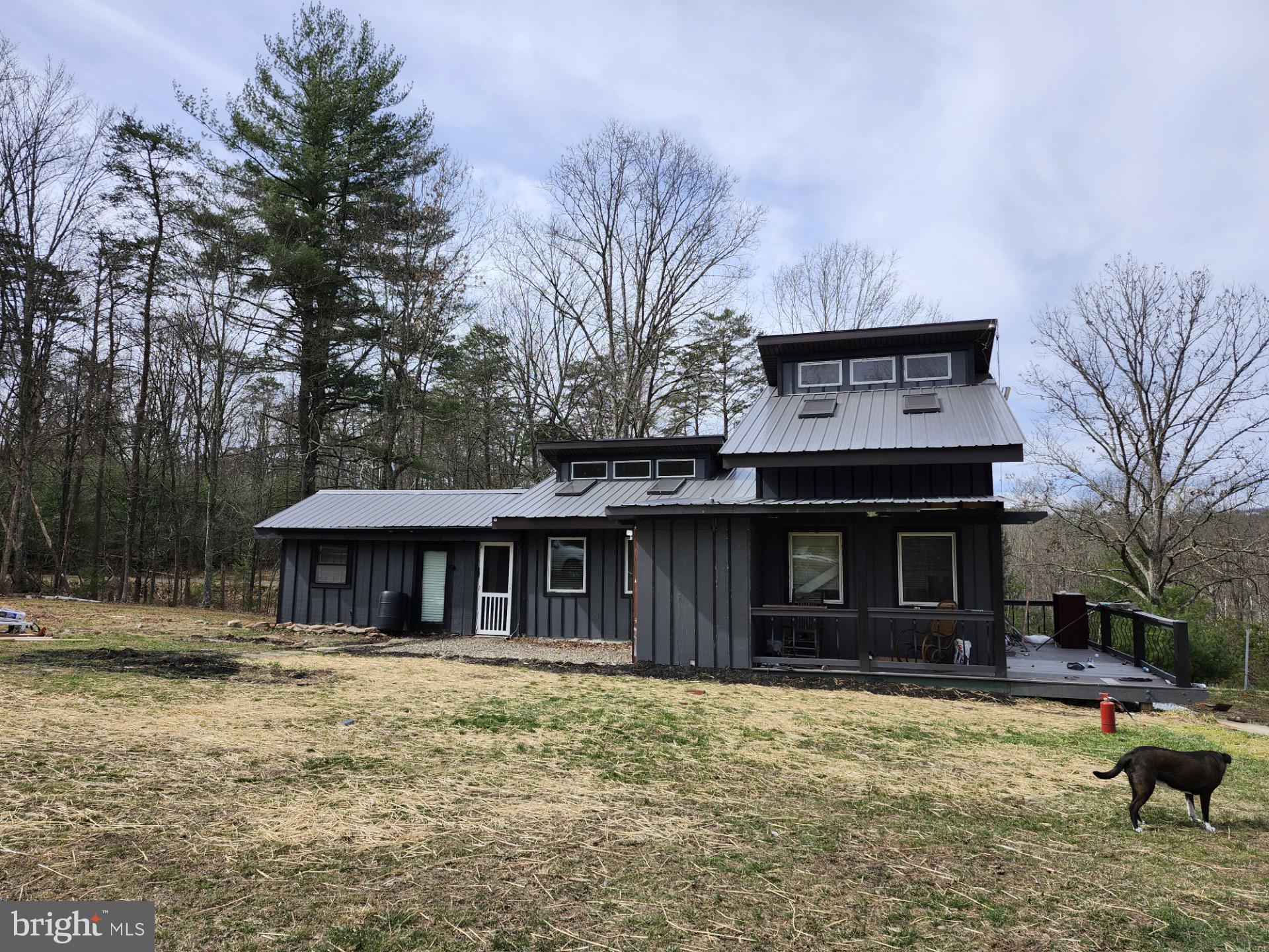 CACAPON MOUNTAIN RETREAT - Residential