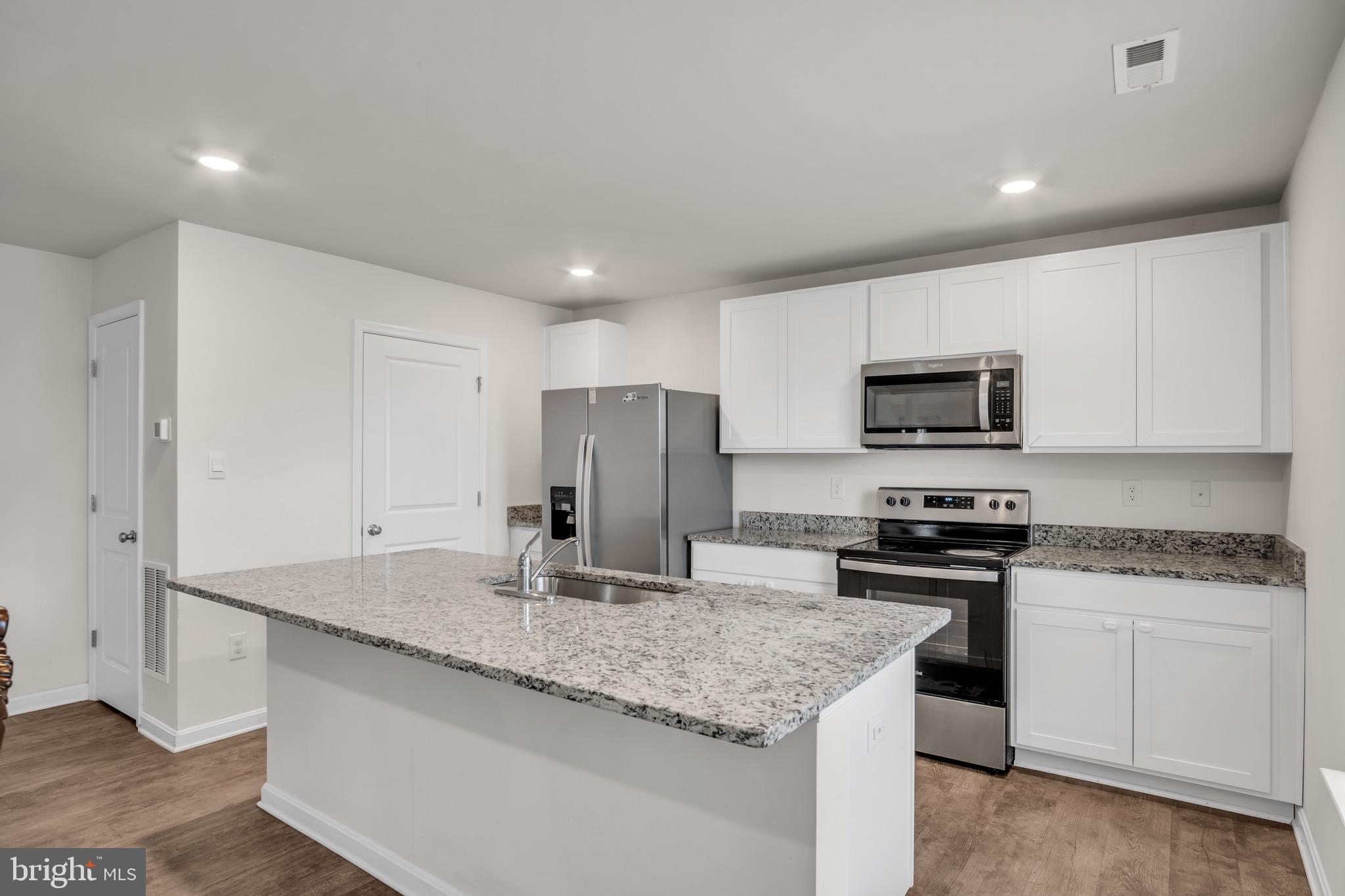 HAYS LANDING - Residential