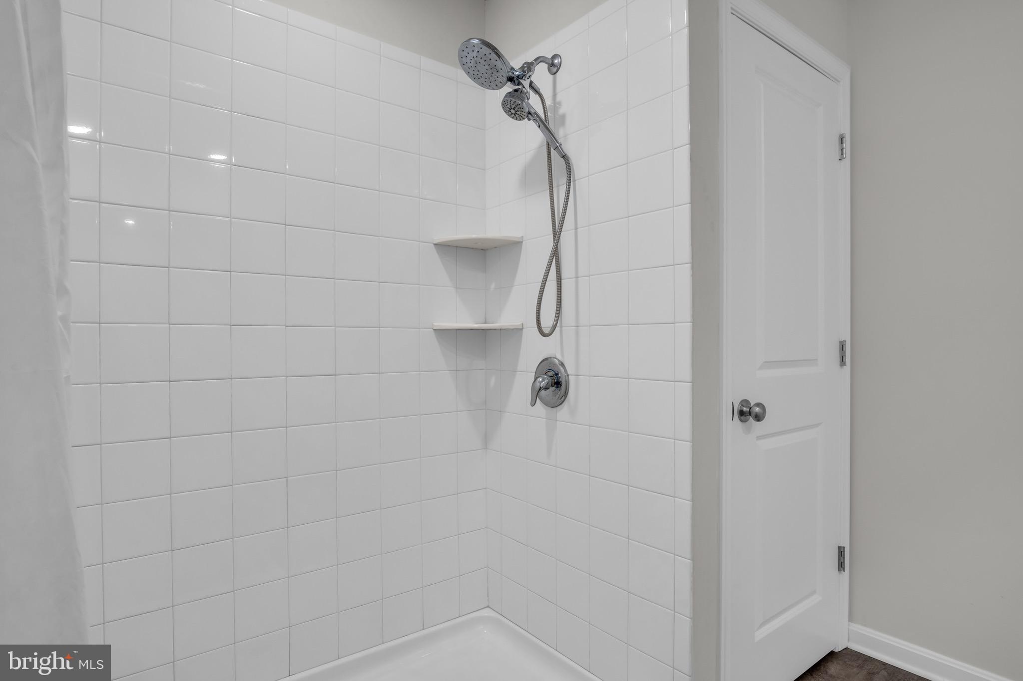 HAYS LANDING - Residential
