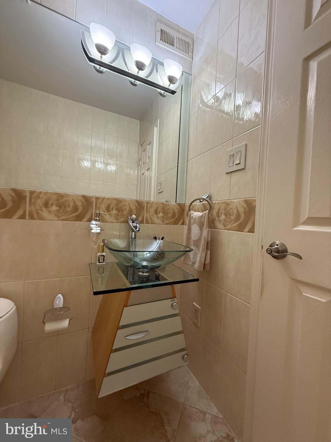 BROOKSTONE - Residential
