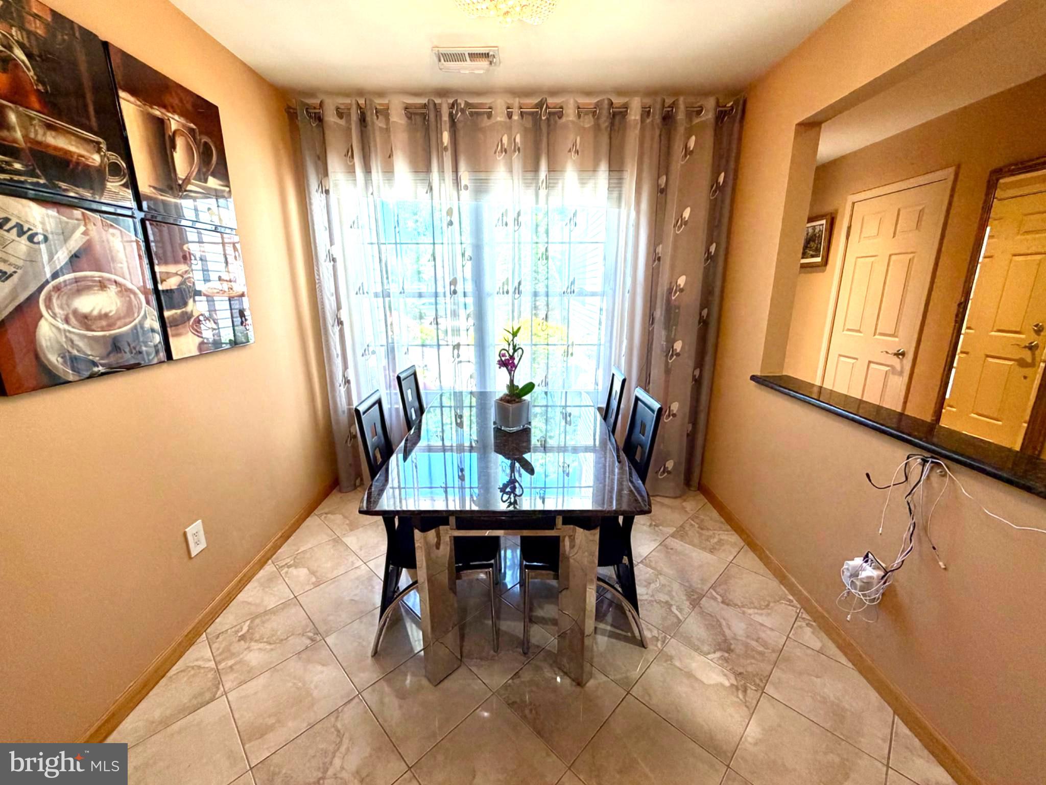 BROOKSTONE - Residential