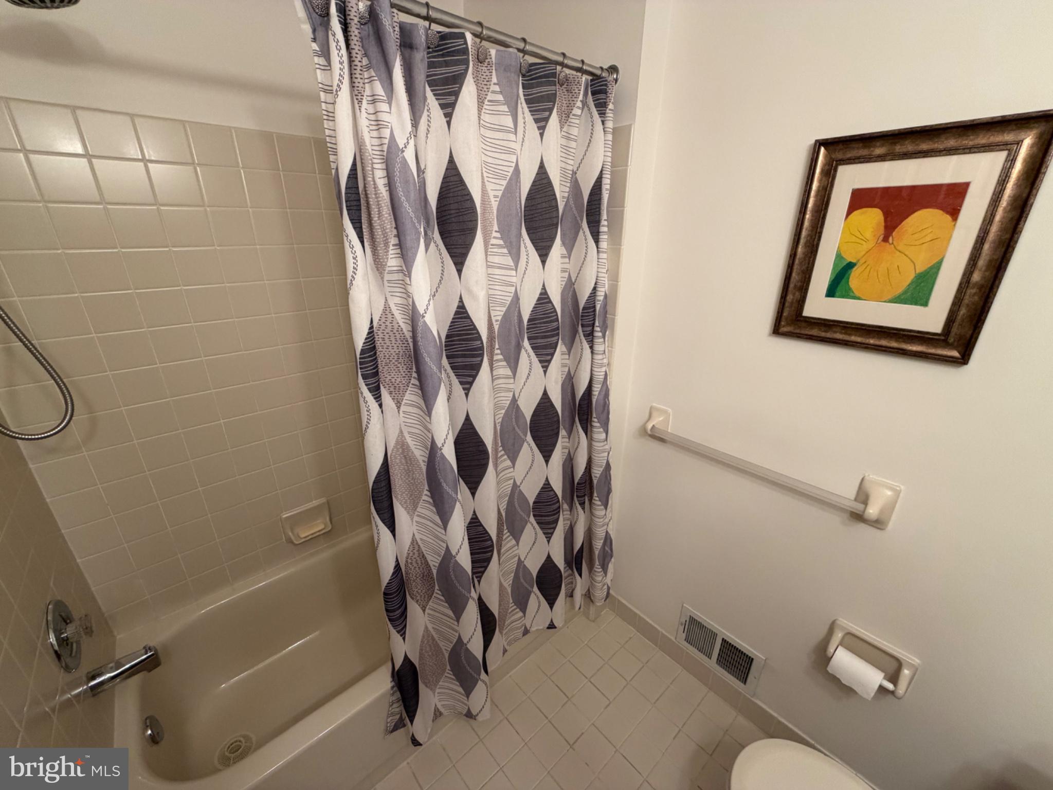 BROOKSTONE - Residential