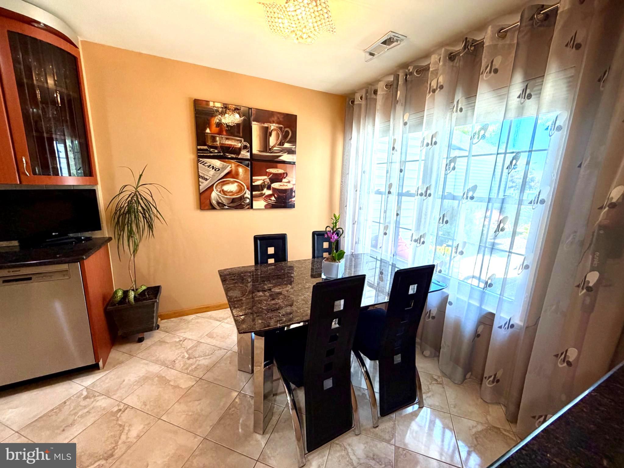 BROOKSTONE - Residential