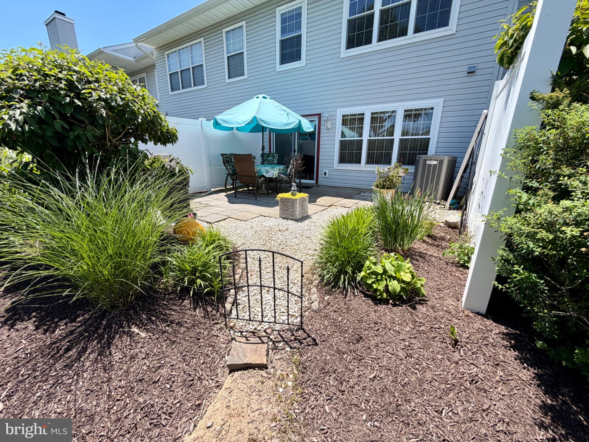 BROOKSTONE - Residential
