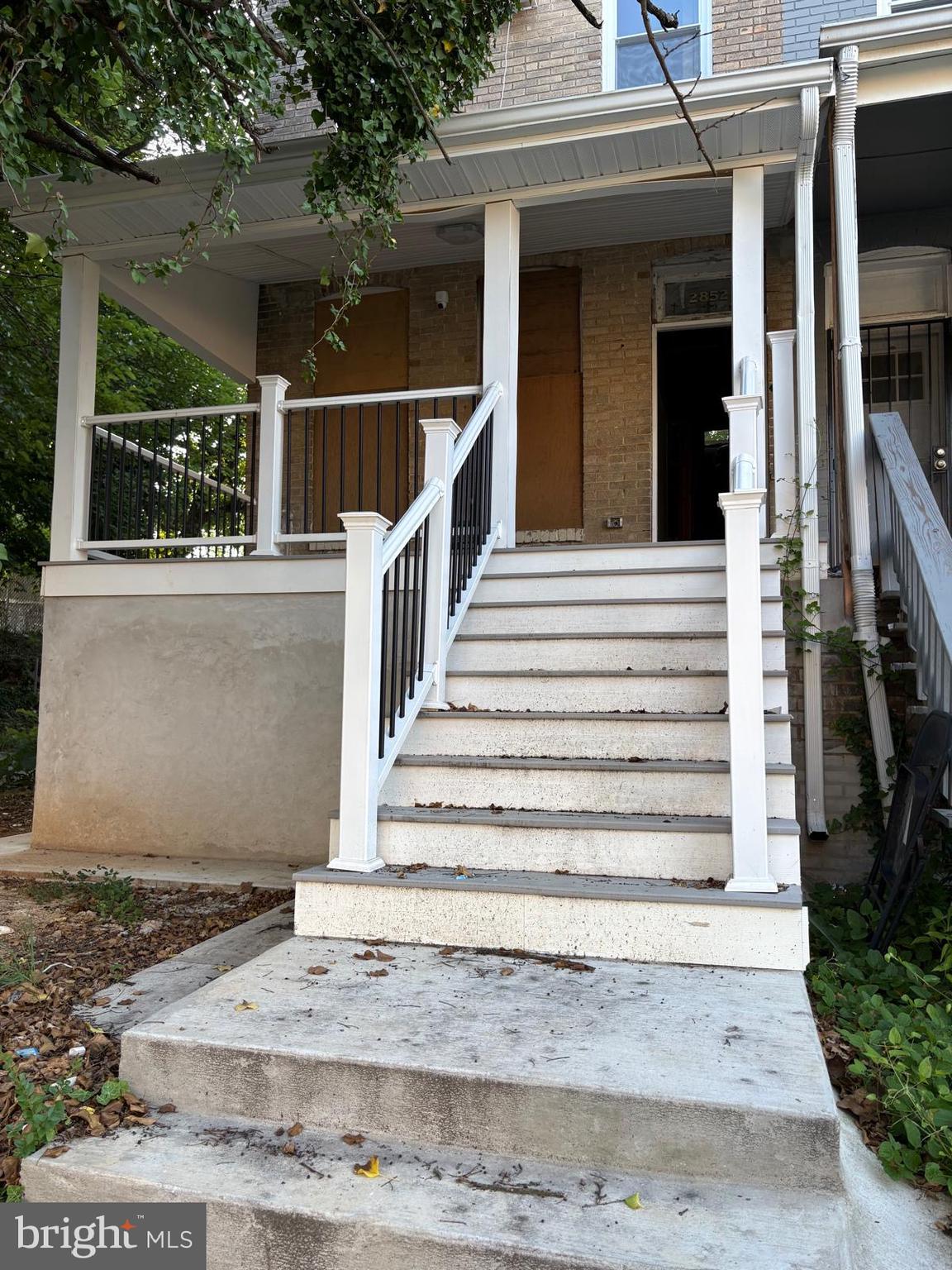 Investor Opportunity: Partially Completed Renovation.

The property offers an exceptional investment opportunity. The renovation is partially completed, with approved permits . The buyer is responsible for verifying the permits approvals.

Major systems and infrastructure work have already been completed, enabling the next owner to focus on completing the project. The current layout is designed as a three-bedroom, one-bathroom unit. Features include updated framing and substantial renovation progress.

All offers are welcome. The property is sold strictly as-is.
