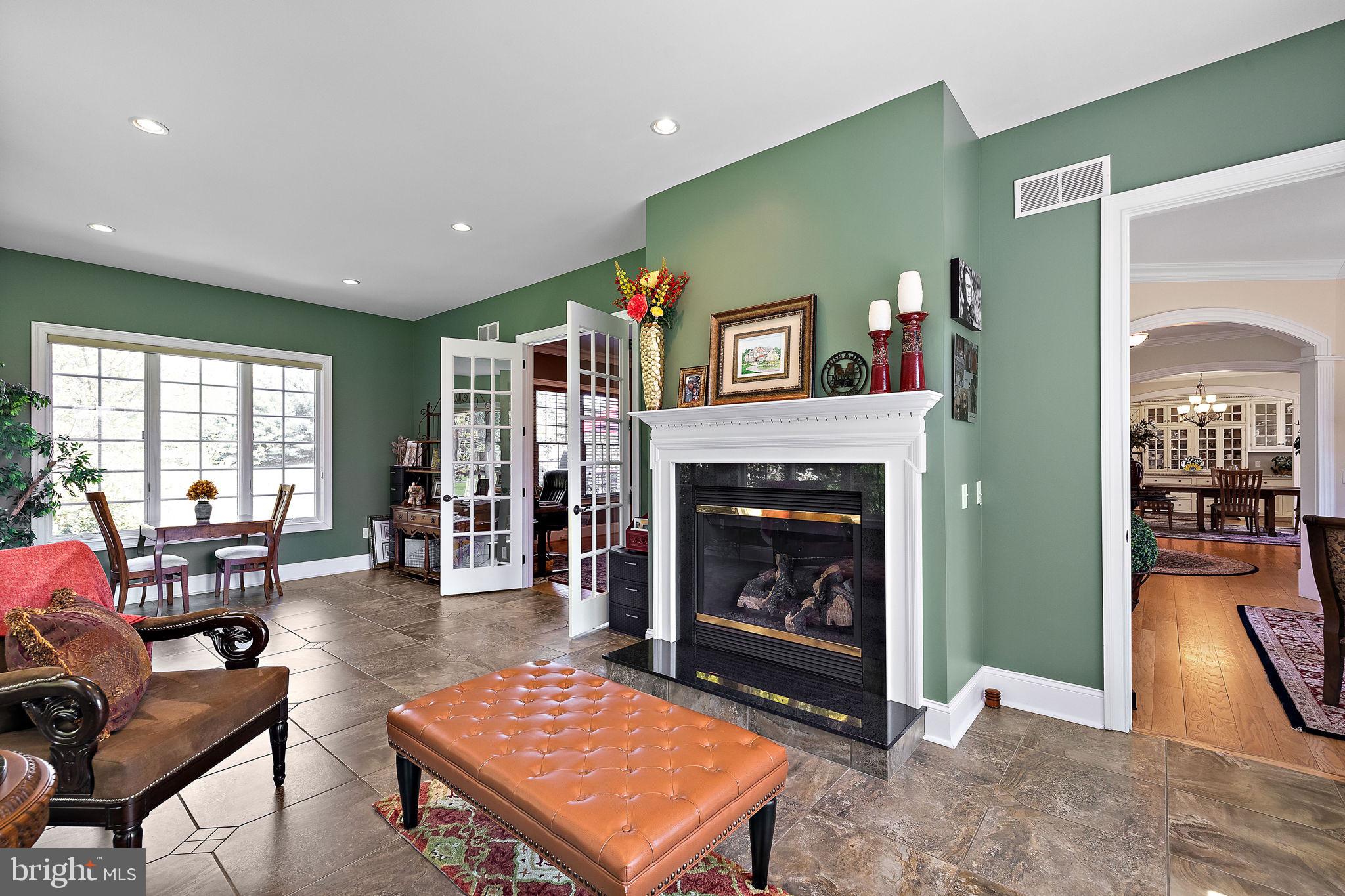 CENTREVILLE RESERV - Residential